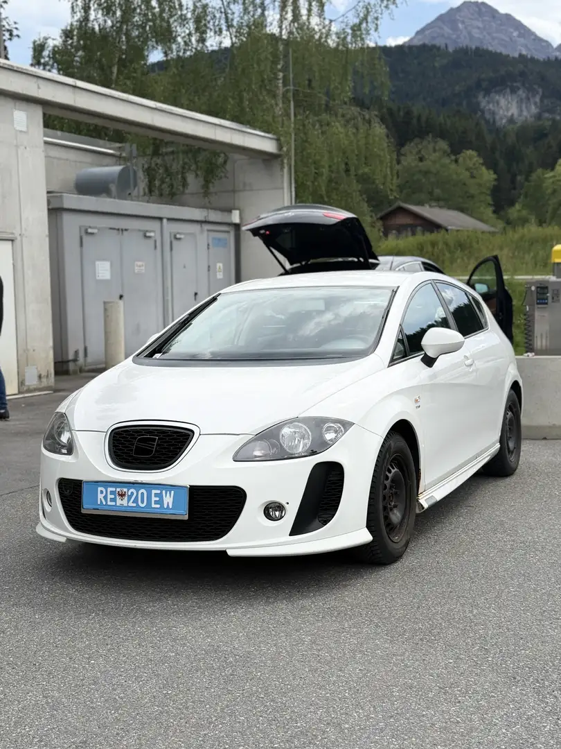 SEAT Leon GT 1,2 TSI Weiß - 1