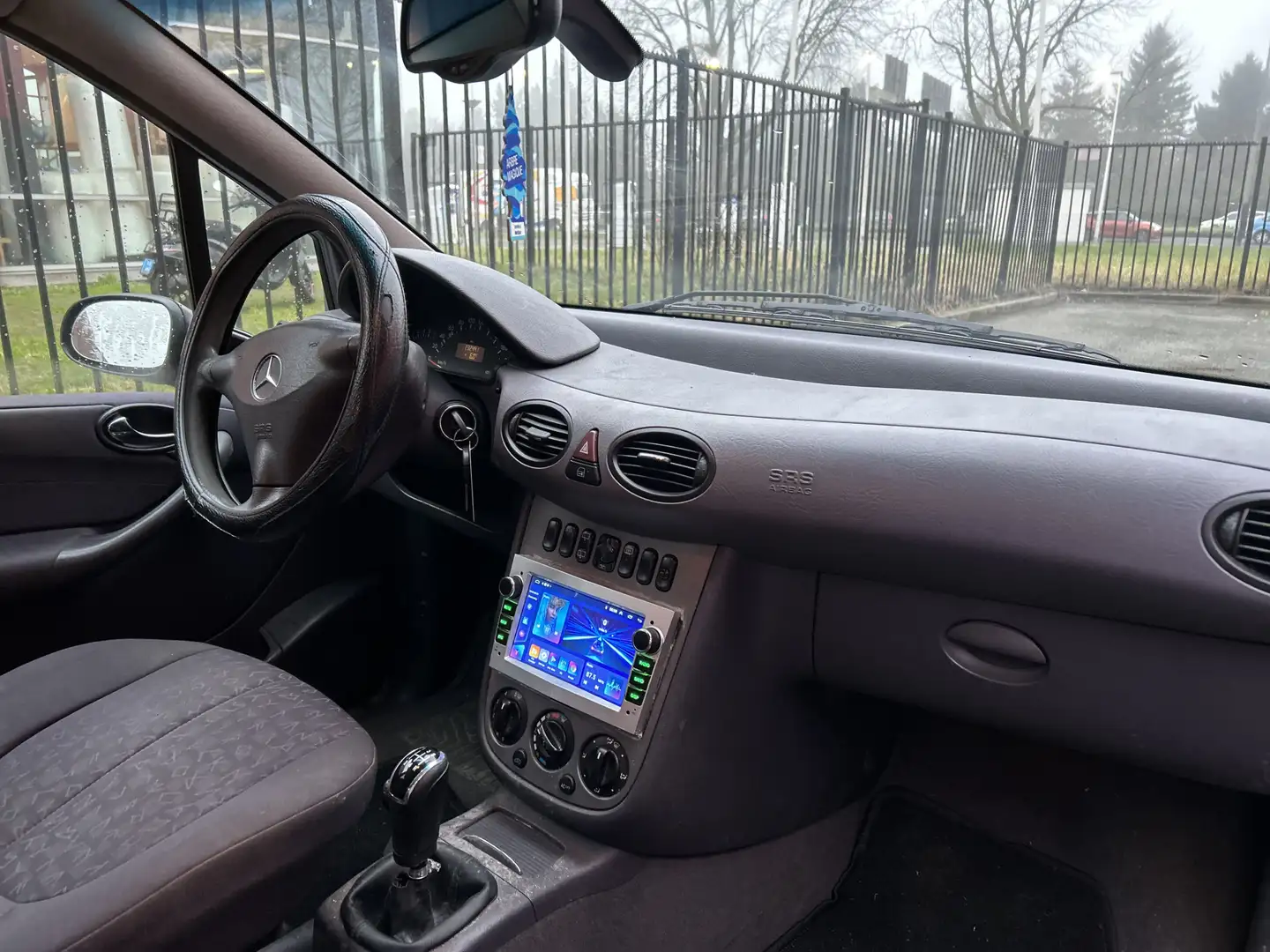 Mercedes-Benz A 140 Elegance Lang | Multimediascherm | Cruise control Šedá - 2