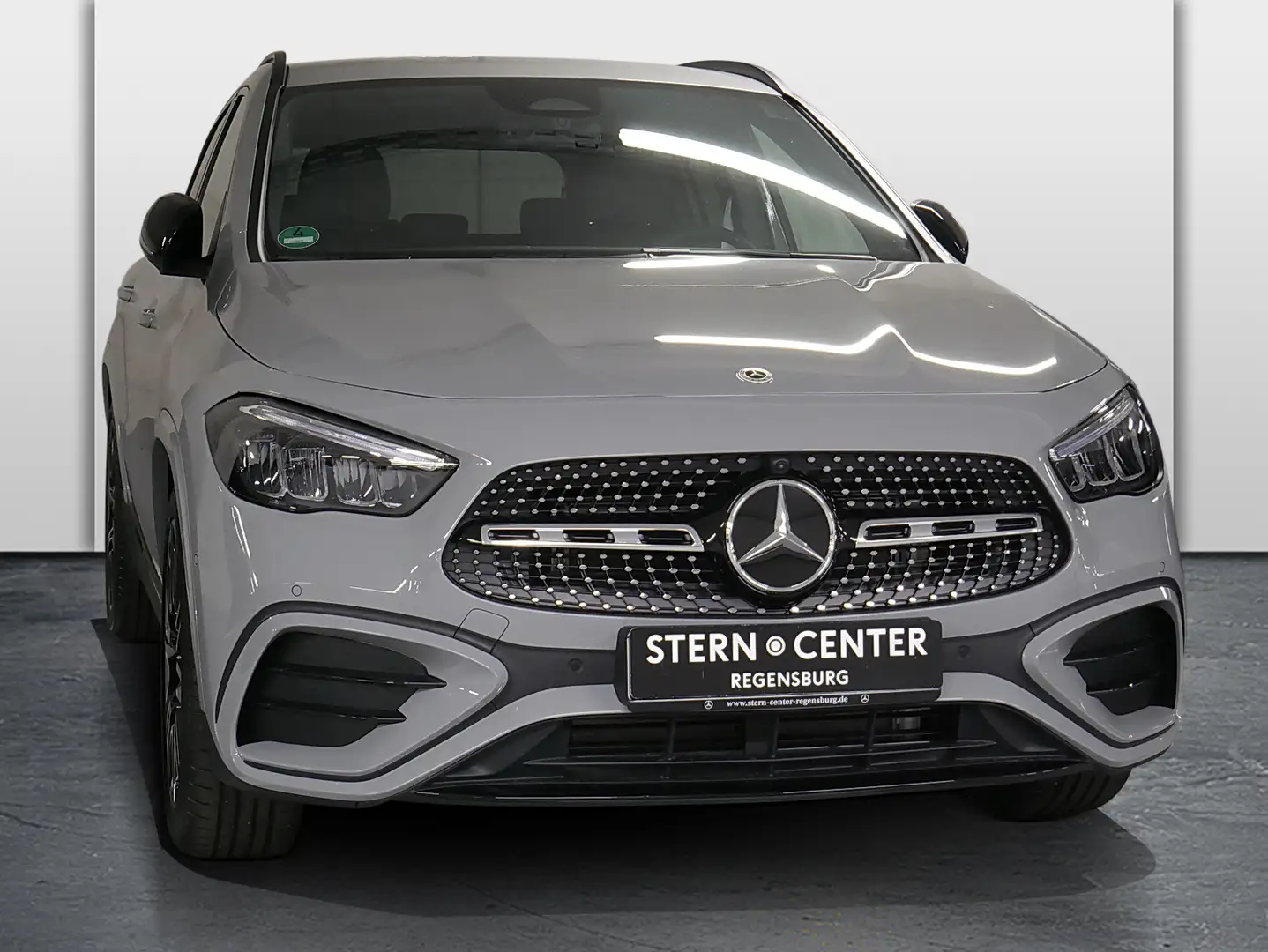 Mercedes-Benz GLA 200 d LED AMG Perf-AGA Wide AHK 360 Night Gris - 2