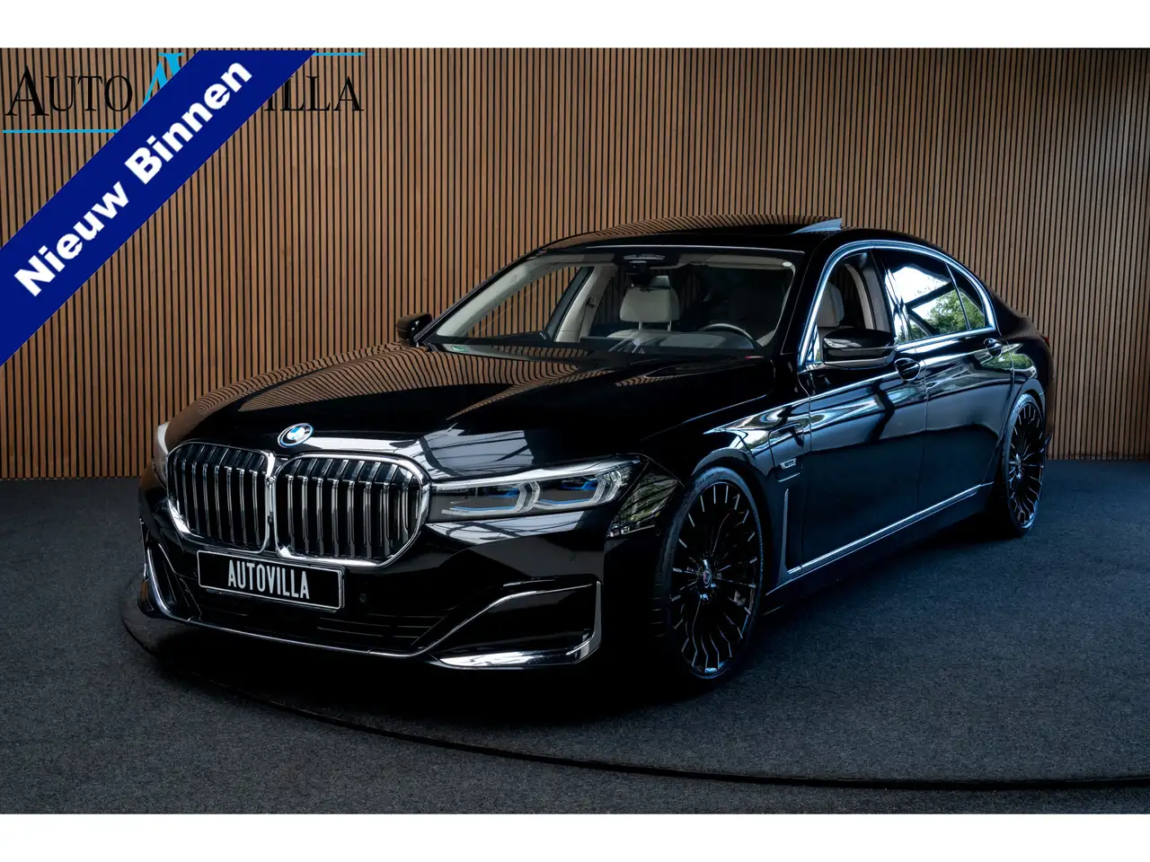 BMW 745