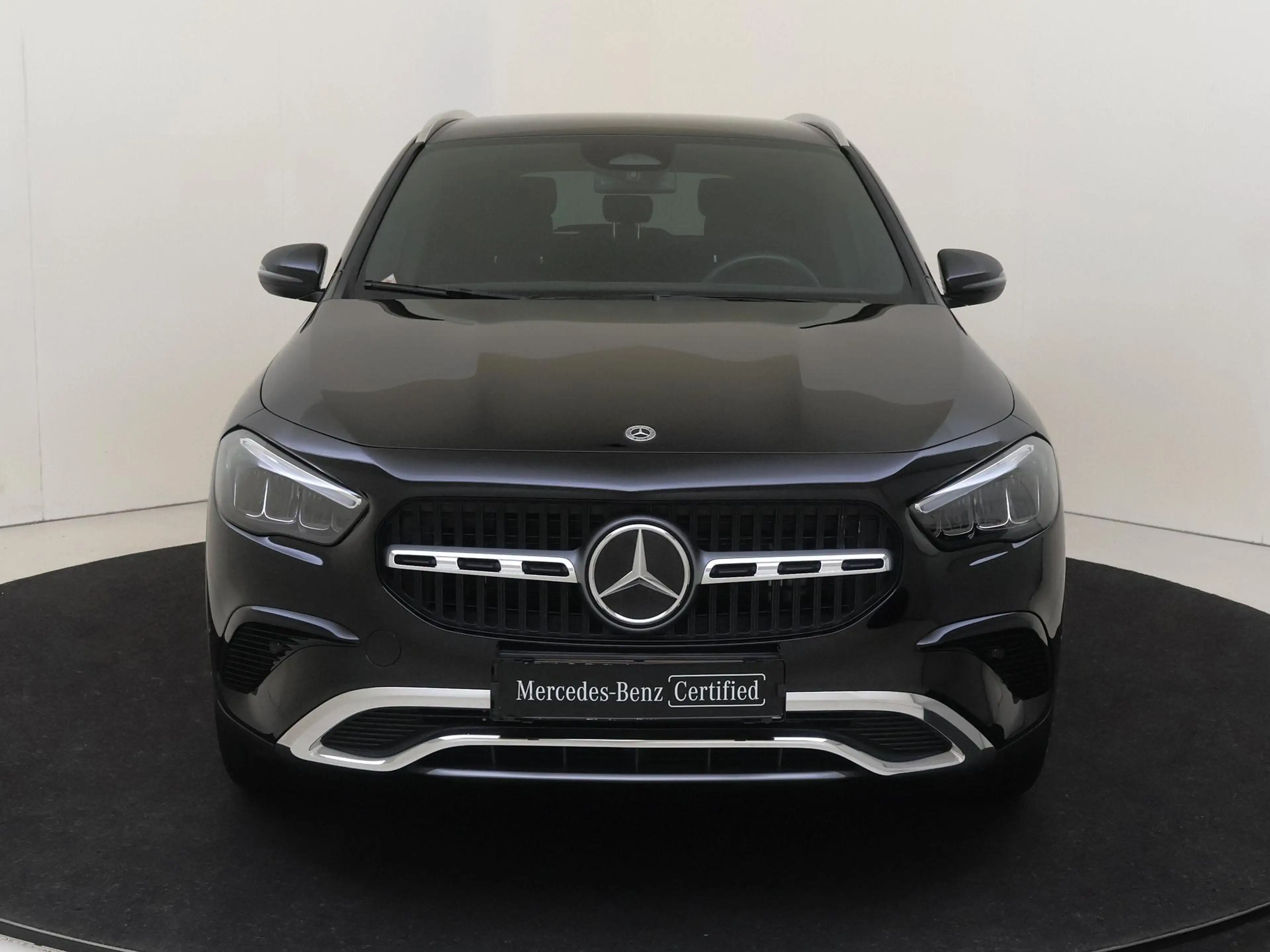 Mercedes-Benz GLA 250 e Luxury Line / Winter Pack/ Carplay — photo 6