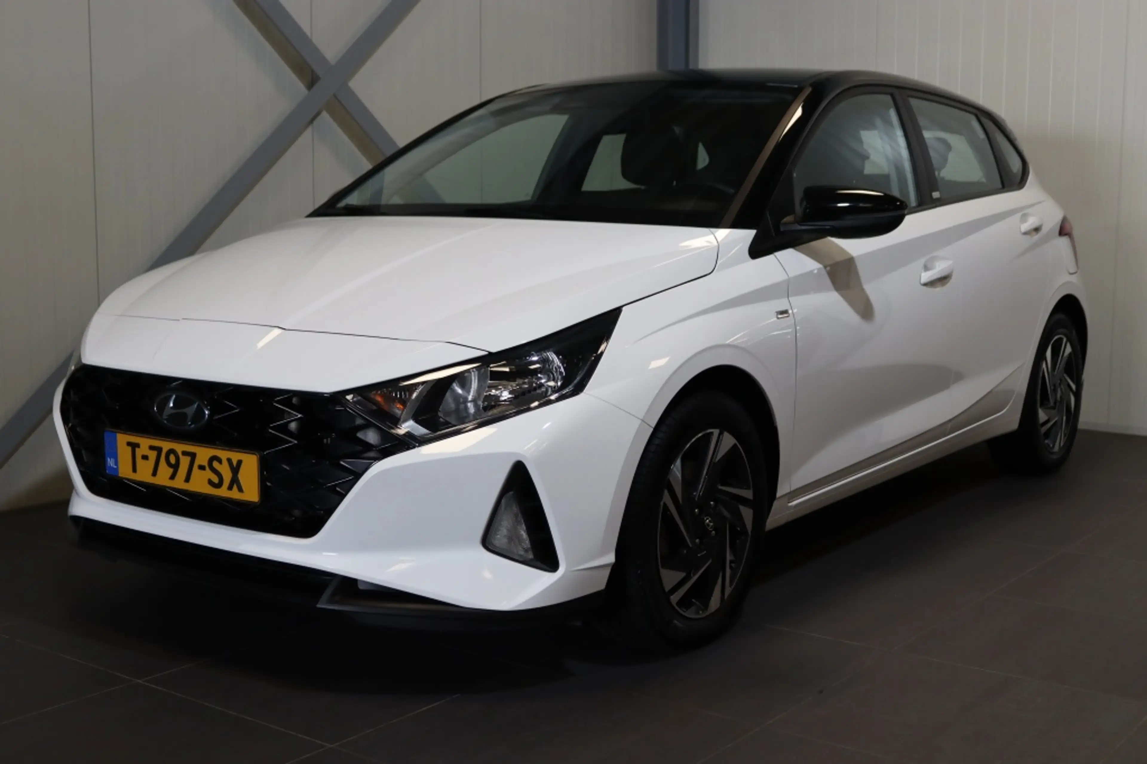 Hyundai i20 1.0 T-GDI Comfort|CarPlay|Winterpakket|DesignPack" — photo 3