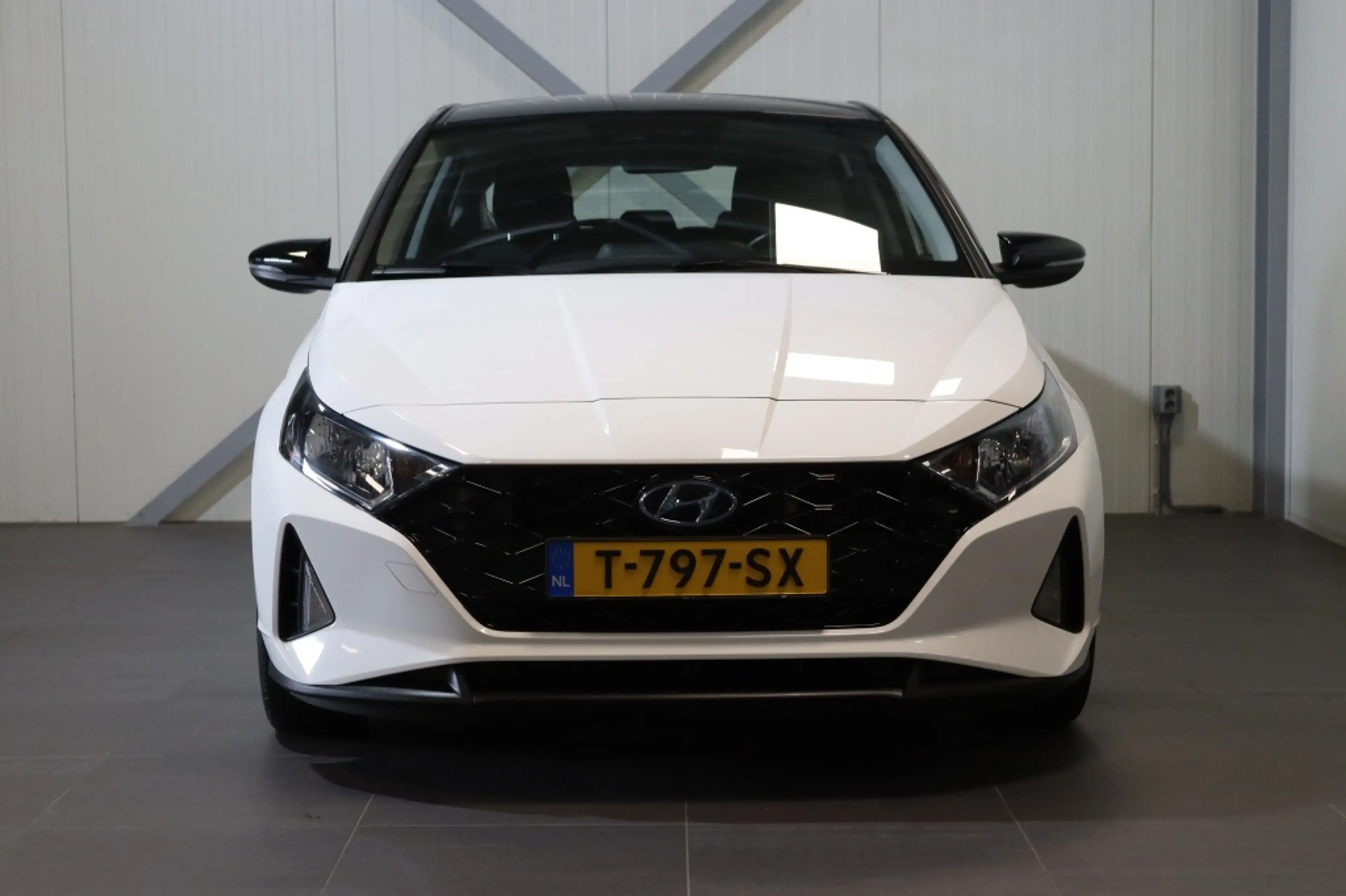 Hyundai i20 1.0 T-GDI Comfort|CarPlay|Winterpakket|DesignPack" — photo 9