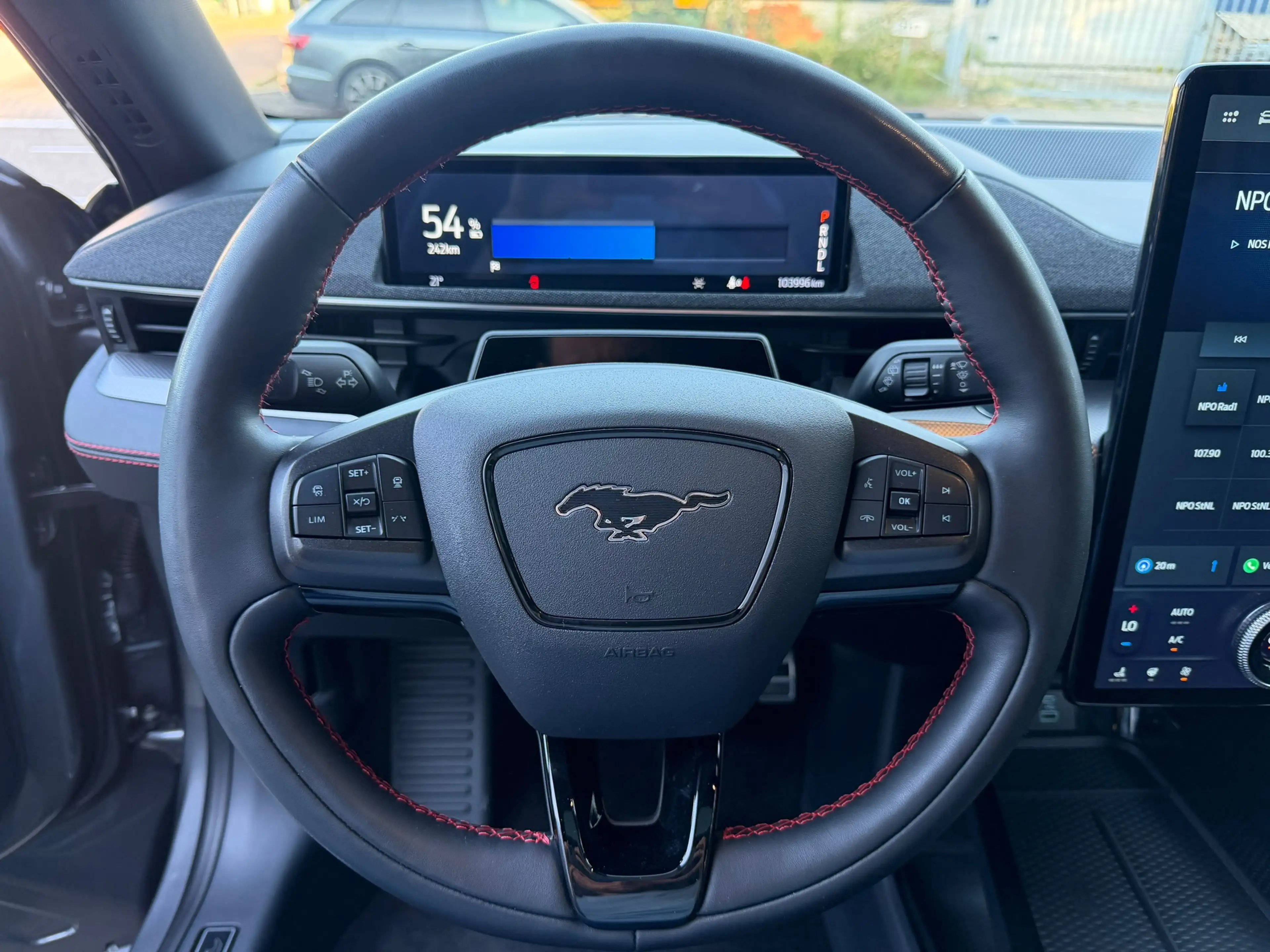 Ford Mustang Mach-E Extended First Edition AWD 98 kWh SOH 94% |TREKHAA — photo 20