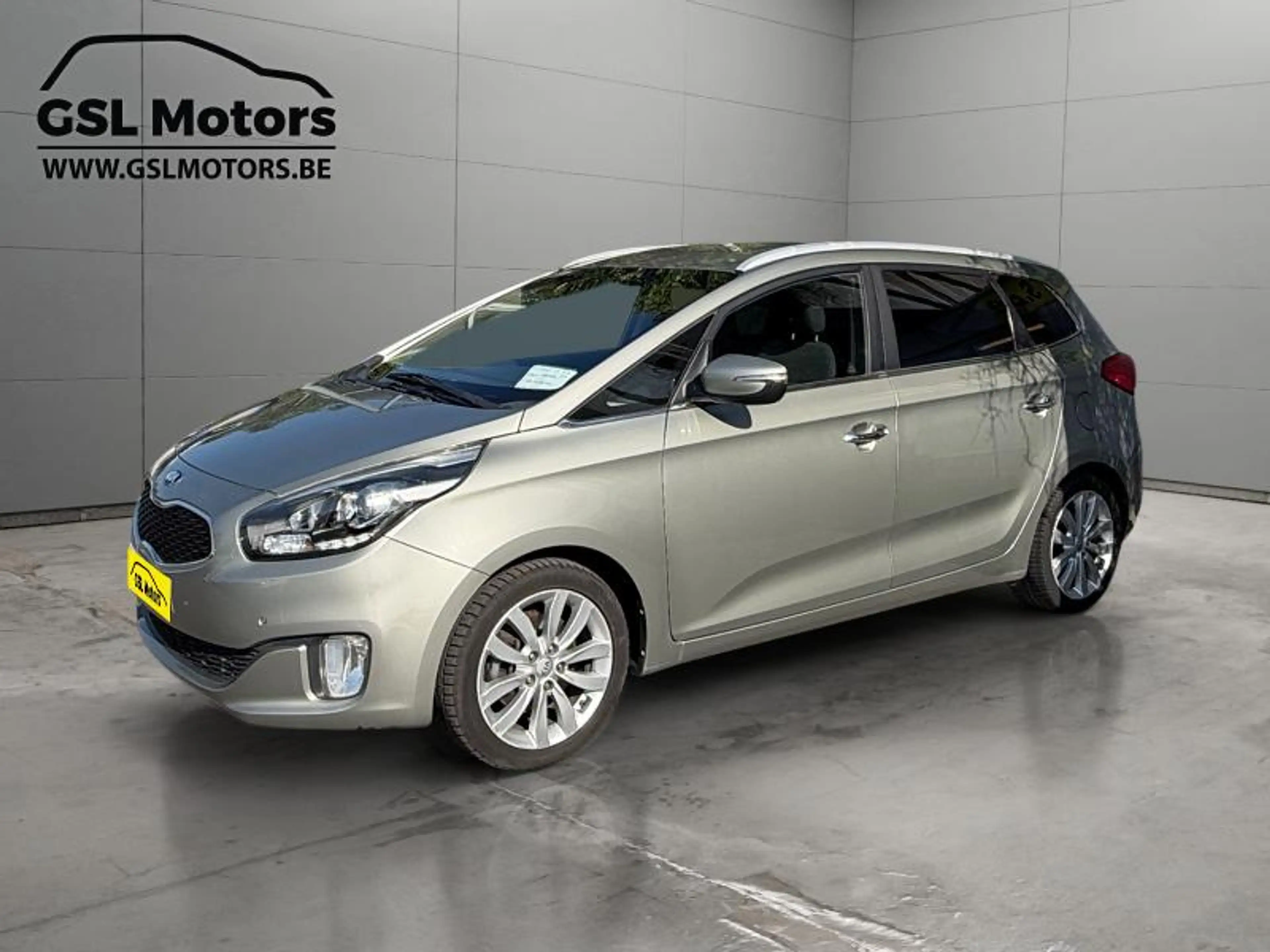 Kia Carens 7places 1.7CRDi 116cv Beige 03/16 Airco GPS USB
