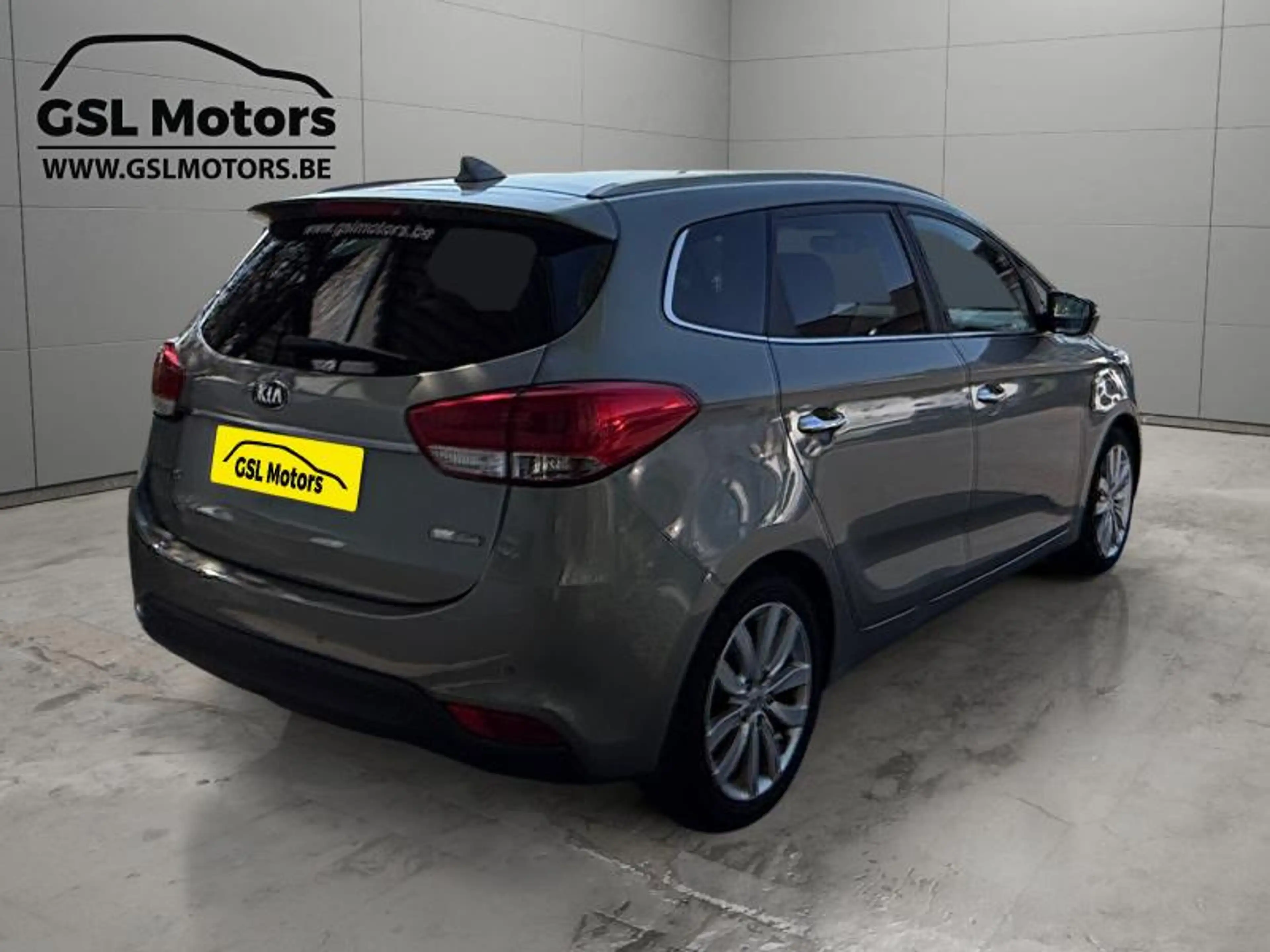 Kia Carens 7places 1.7CRDi 116cv Beige 03/16 Airco GPS USB — photo 4