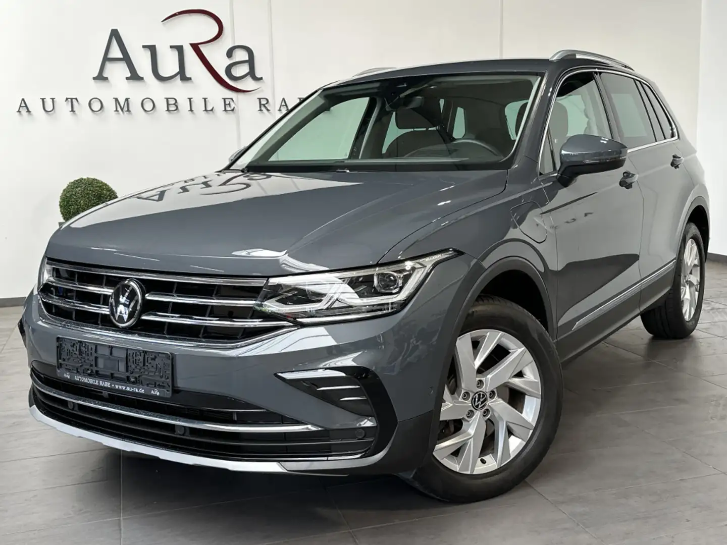Volkswagen Tiguan 1.4 eHybrid DSG Elegance NAV+LED+VC+HUD Grau - 2