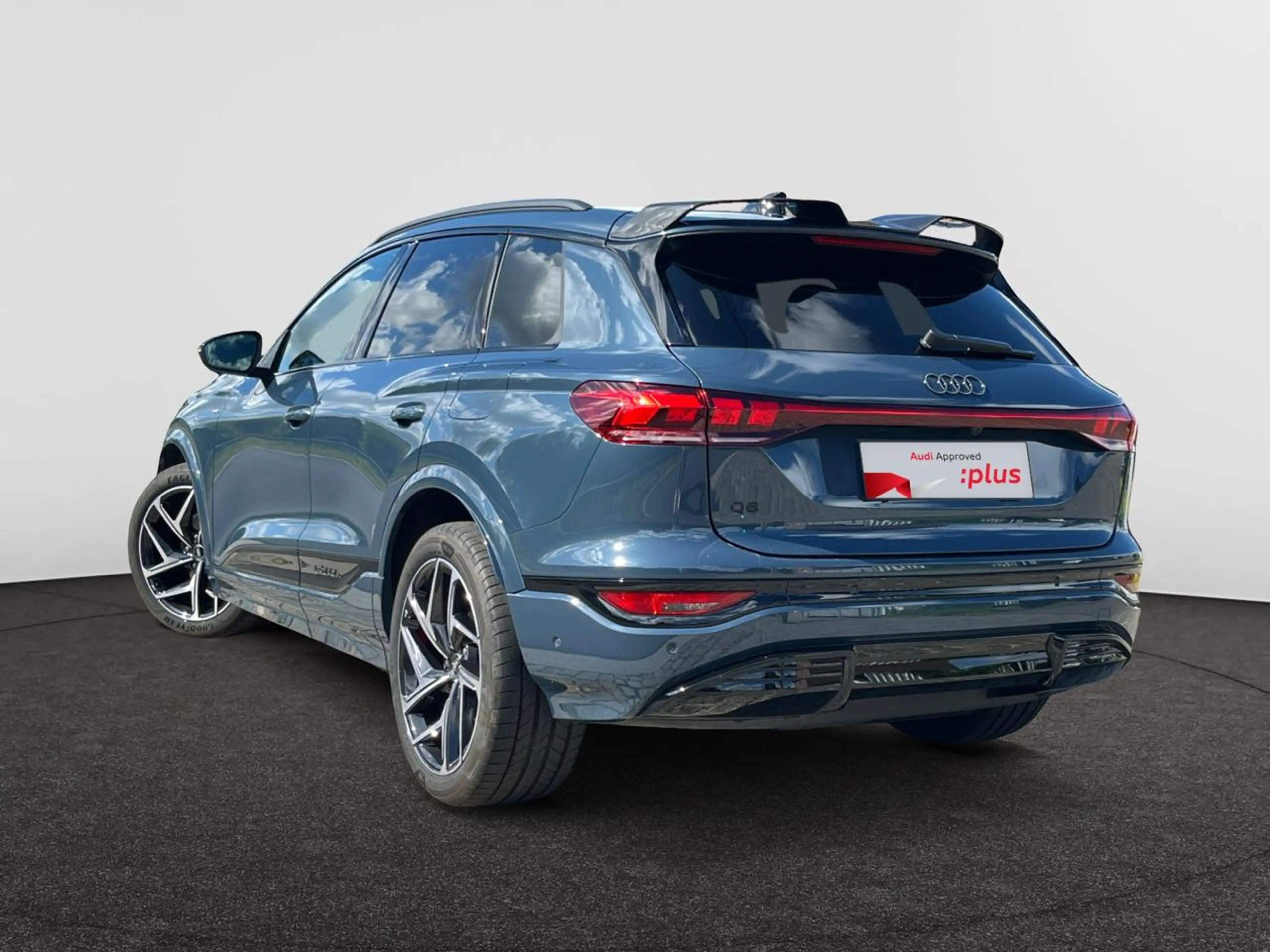 Audi Q6 e-tron 100 kWh 50 Performance Advanced — photo 2