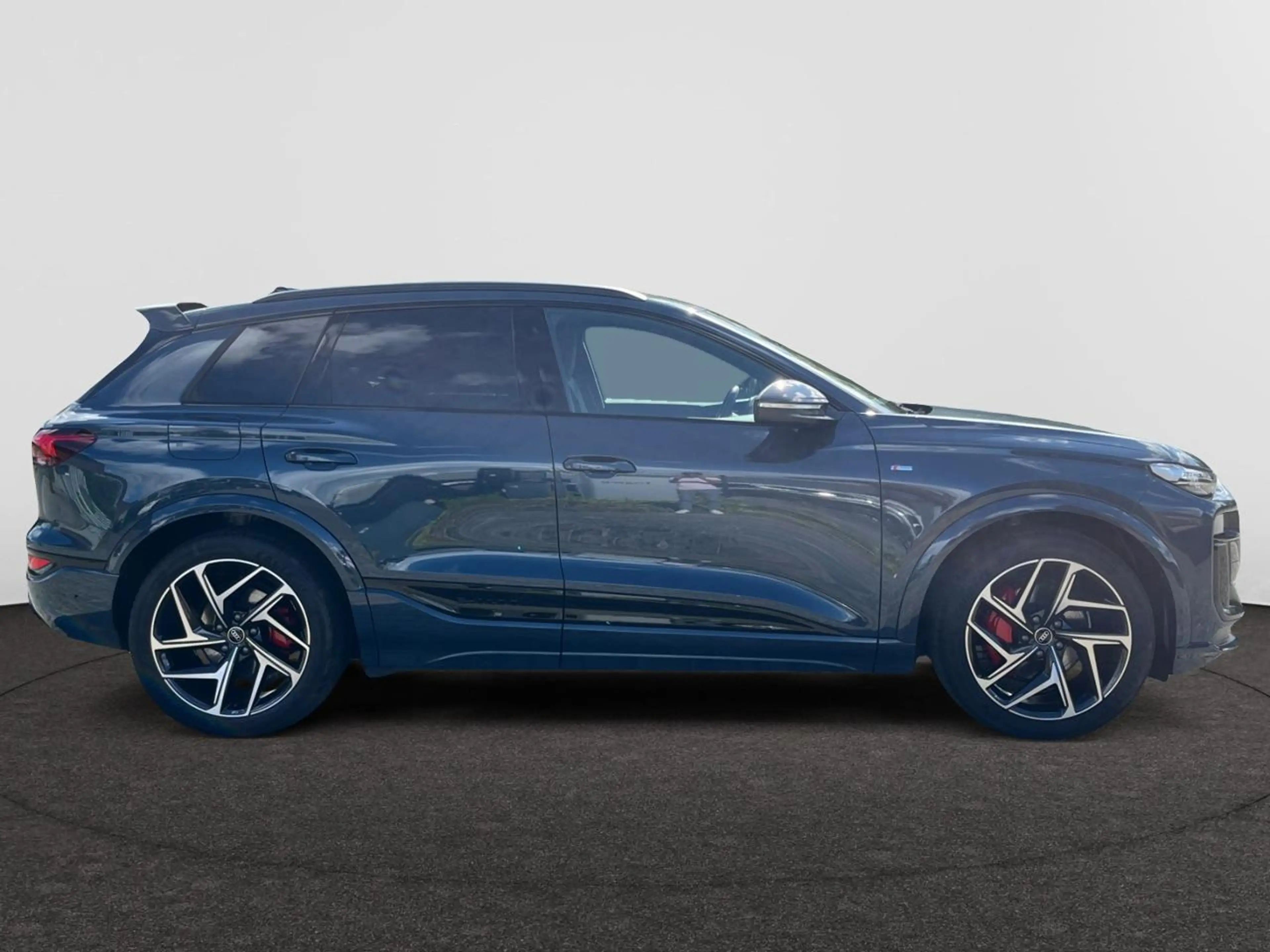 Audi Q6 e-tron 100 kWh 50 Performance Advanced — photo 5