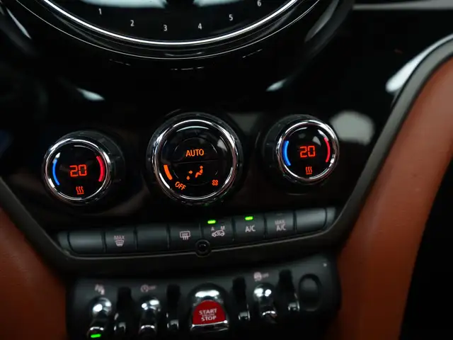 MINI Countryman view 14