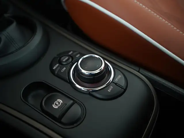 MINI Countryman view 11