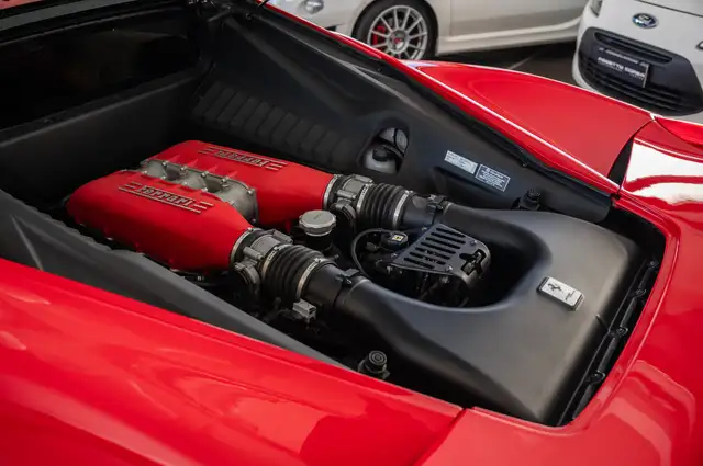 Ferrari 458 view 13