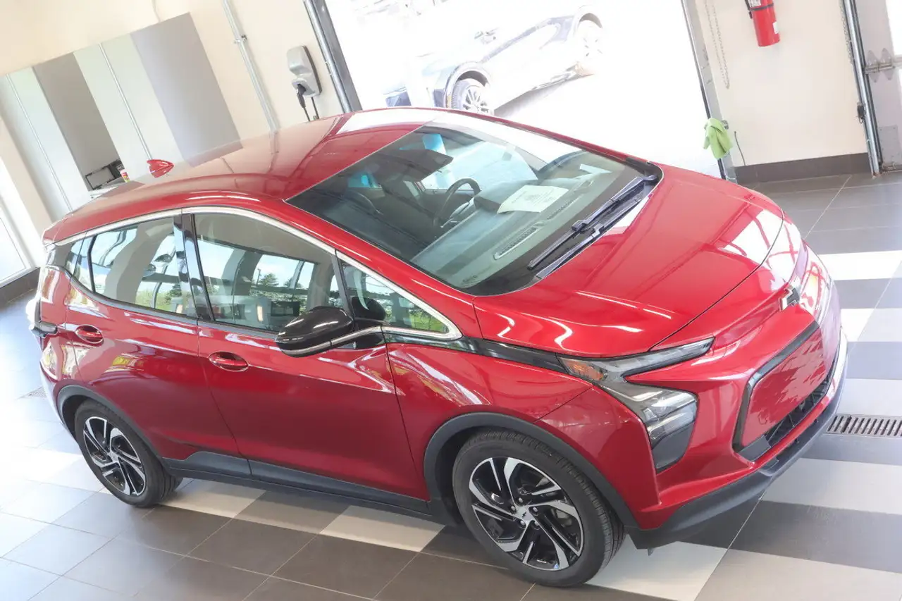 Chevrolet Bolt снимка Chevrolet Bolt