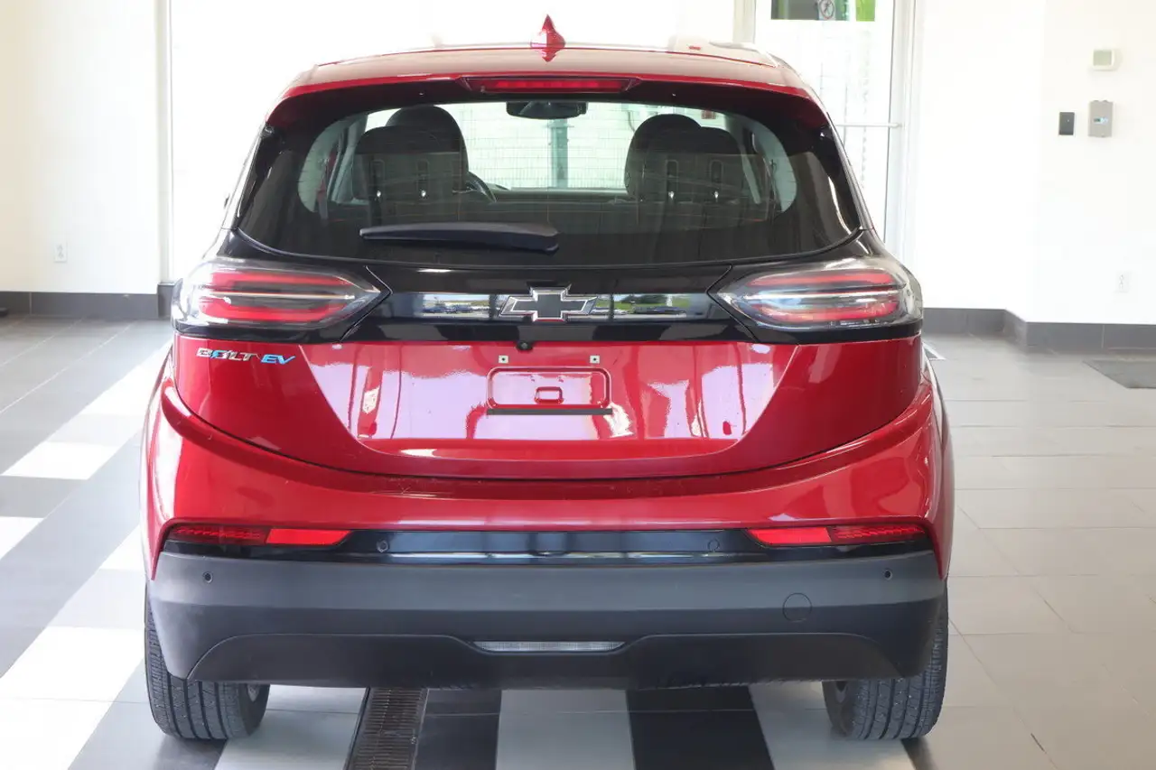 Chevrolet Bolt снимка Chevrolet Bolt