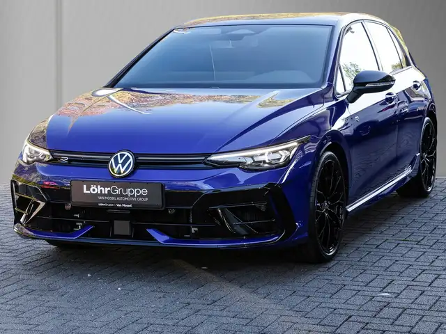 Volkswagen Golf view 2