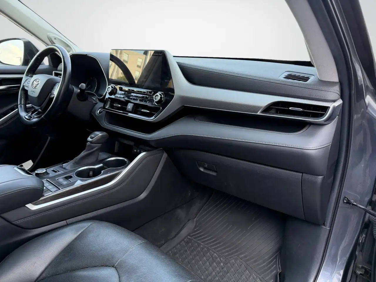 Toyota Highlander photo Toyota Highlander