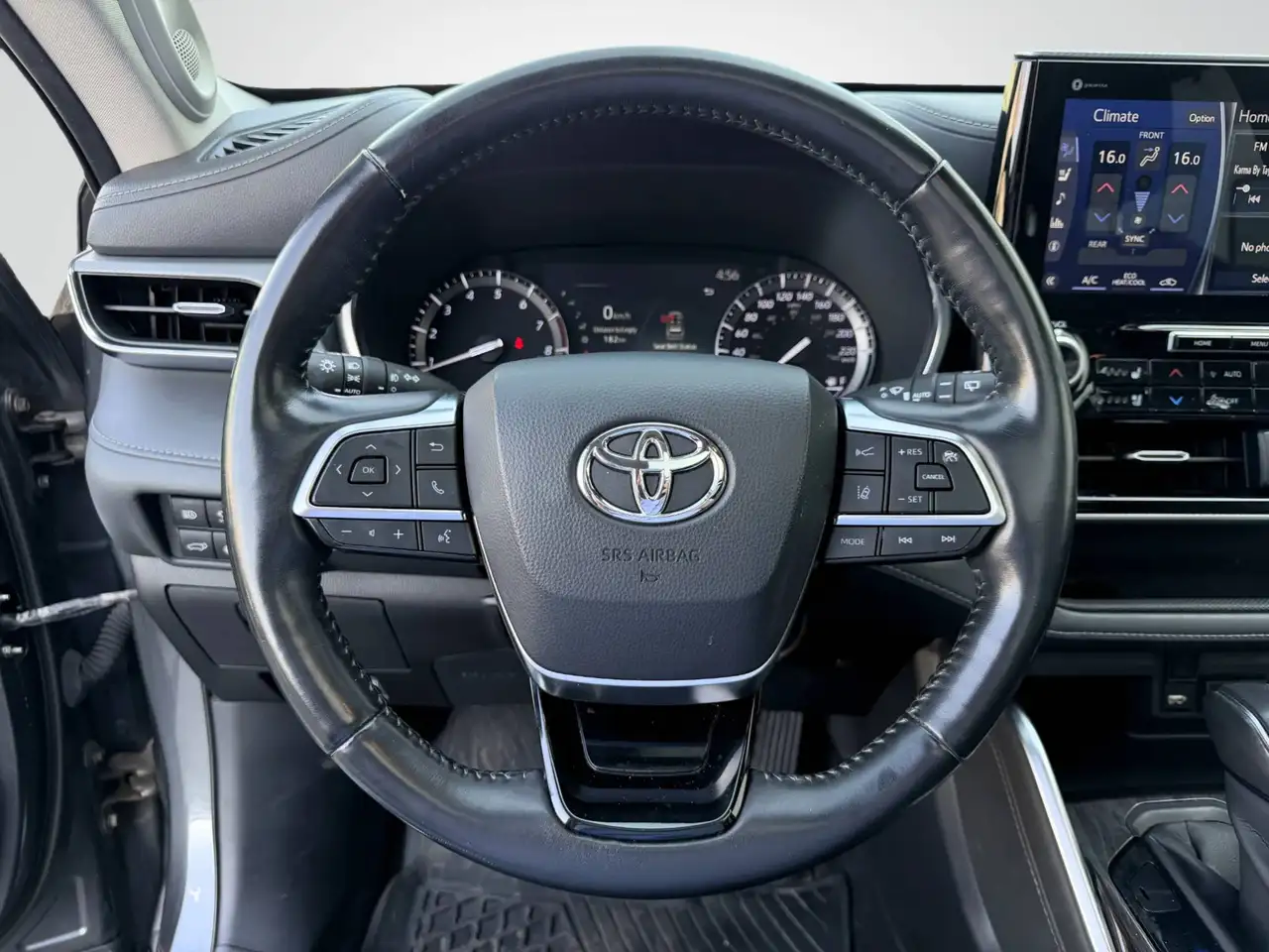Toyota Highlander photo Toyota Highlander