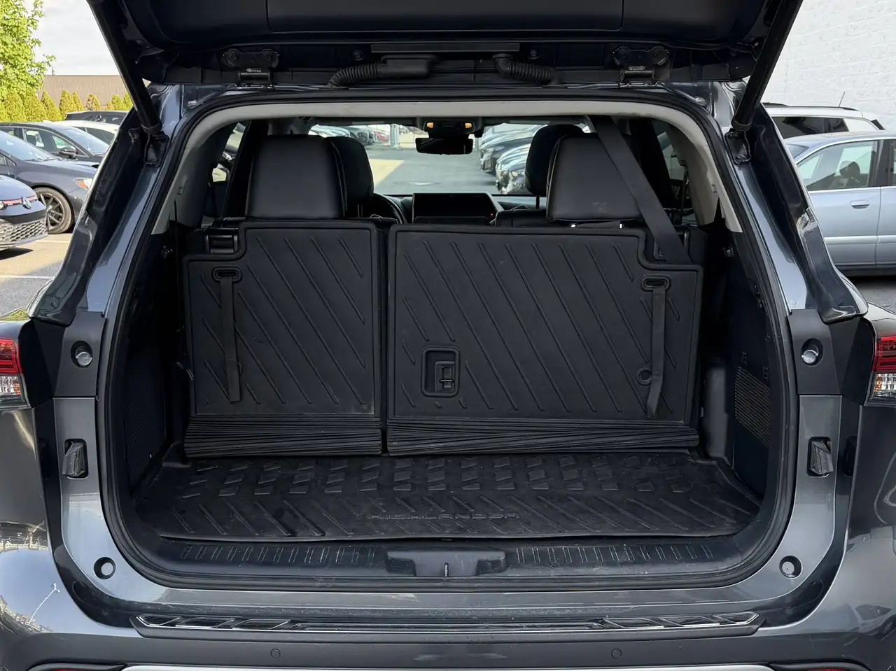 Toyota Highlander photo Toyota Highlander