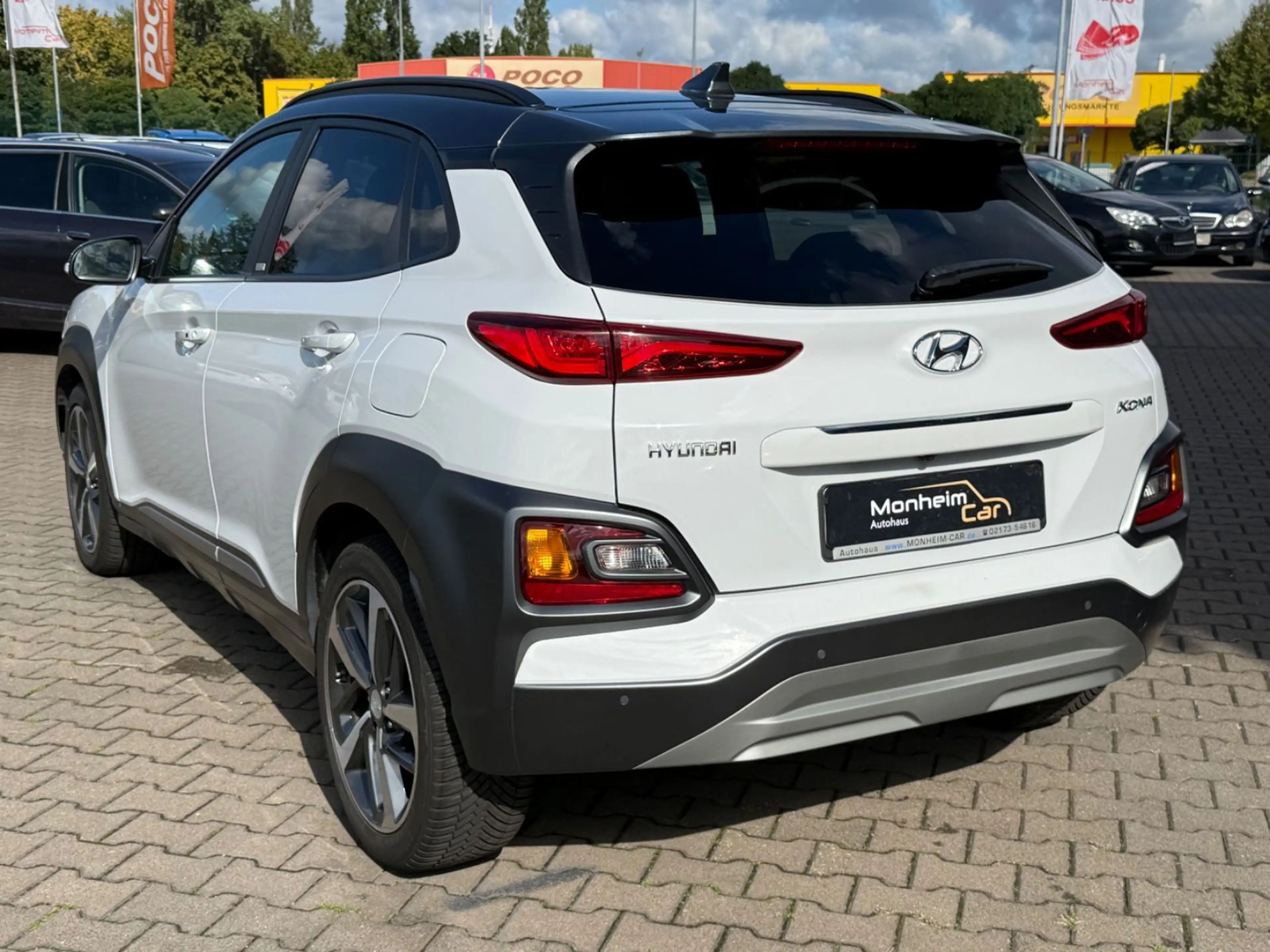 Hyundai KONA Premium 2WD — photo 4