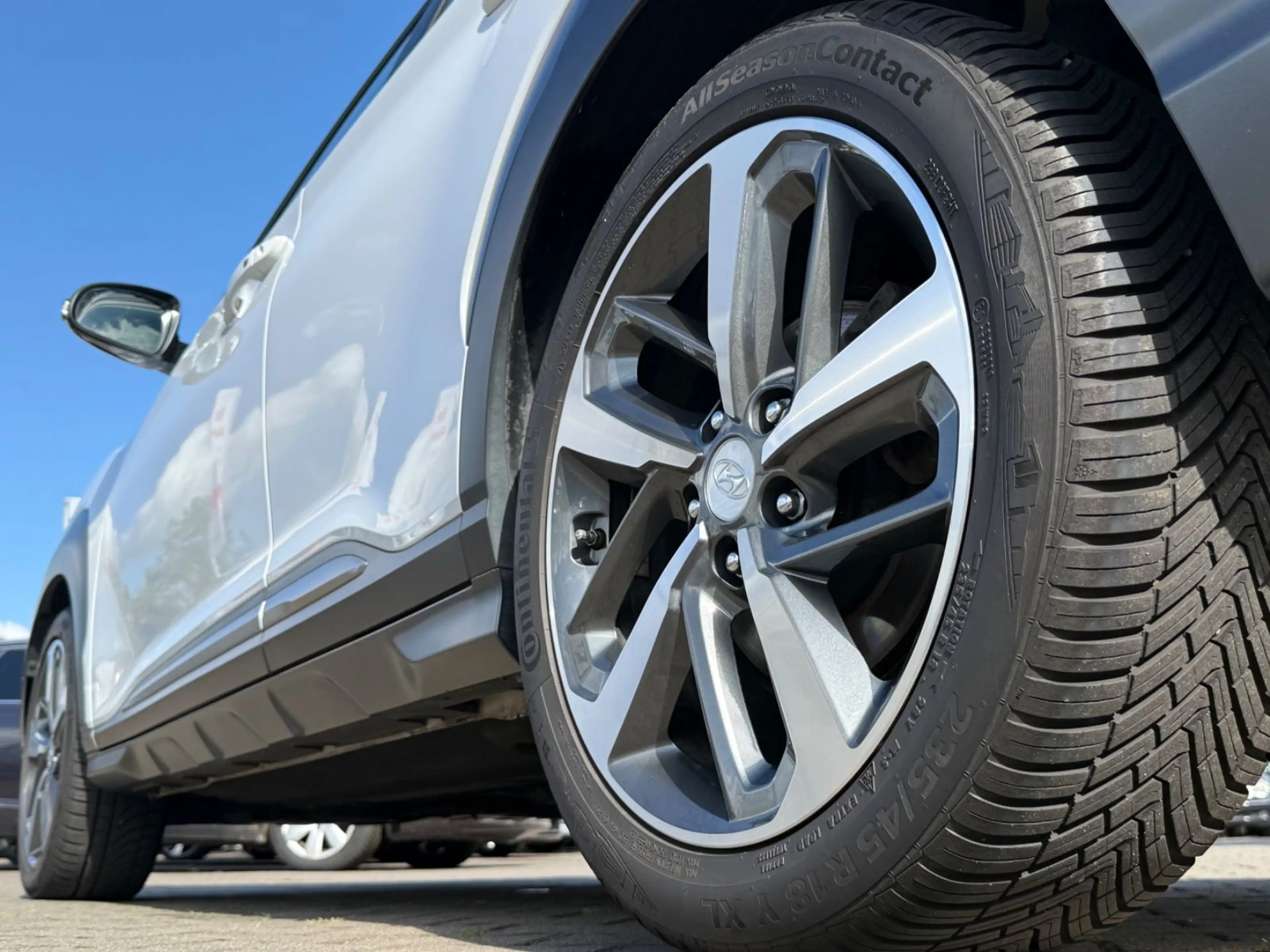 Hyundai KONA Premium 2WD — photo 5