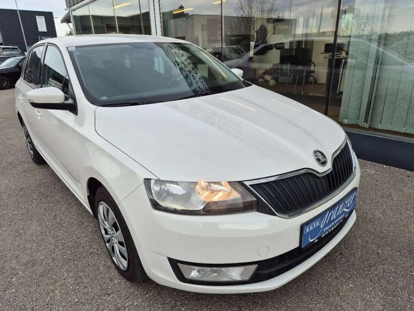 Skoda Rapid/Spaceback Rapid Spaceback 1,6 TDI Sport Weiß - 2