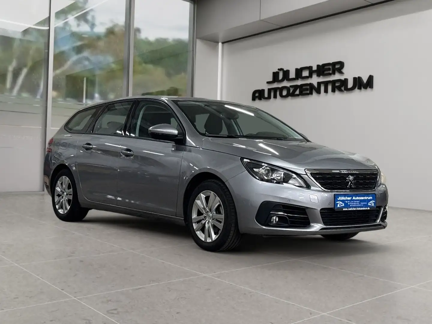 Peugeot 308 SW Access, 1.Hand, Rentnerfahrzeug, Silber - 1