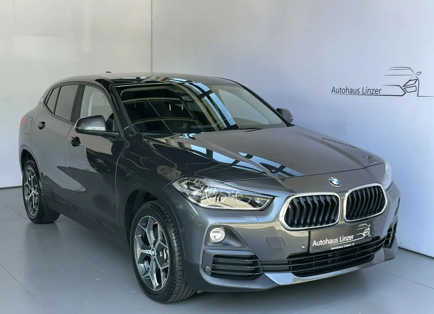 BMW X2 xDrive20d M-Lenkrad *LED*HuD*LenkradH*AmbienteB Grau - 1