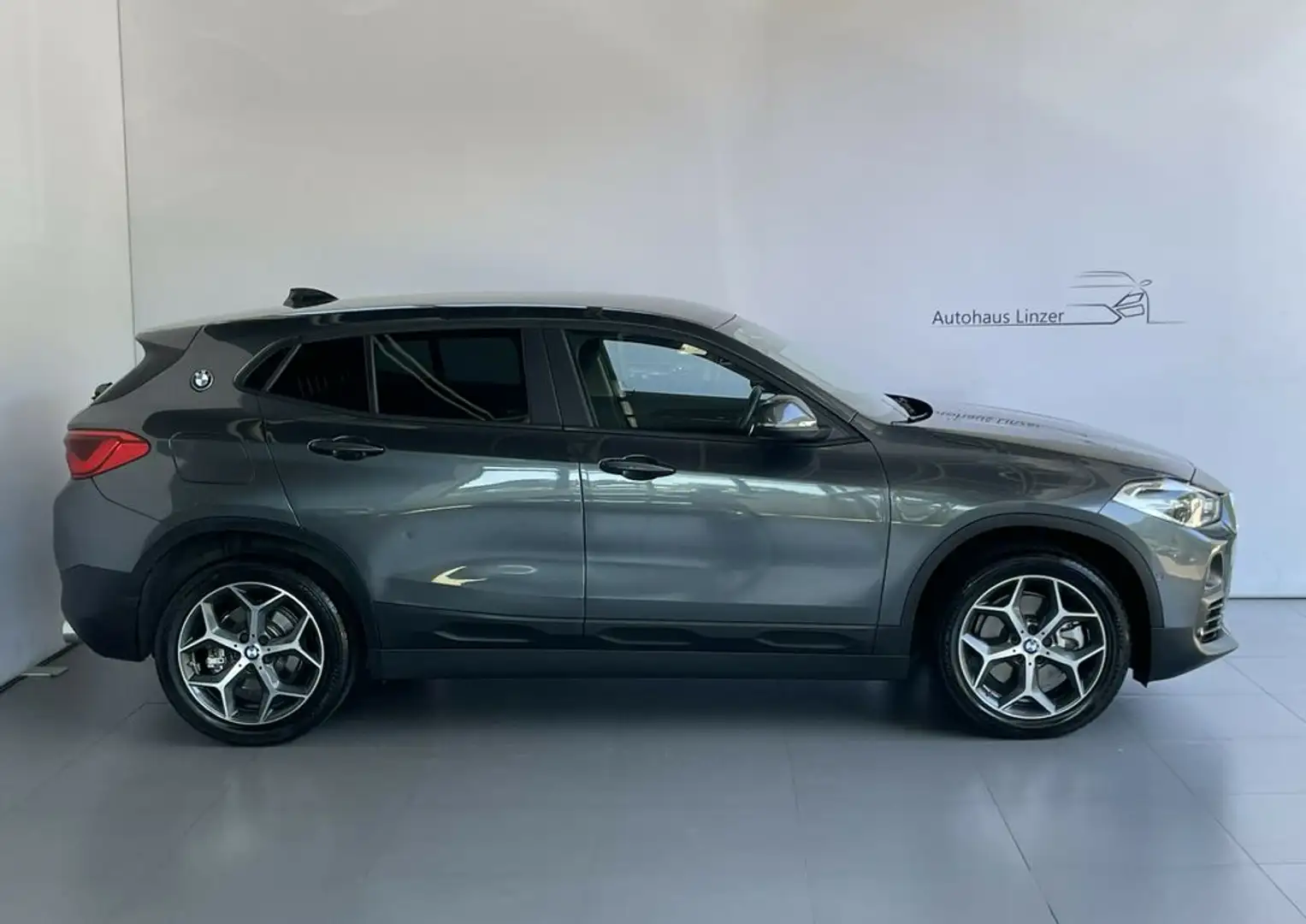 BMW X2 xDrive20d M-Lenkrad *LED*HuD*LenkradH*AmbienteB Grau - 2