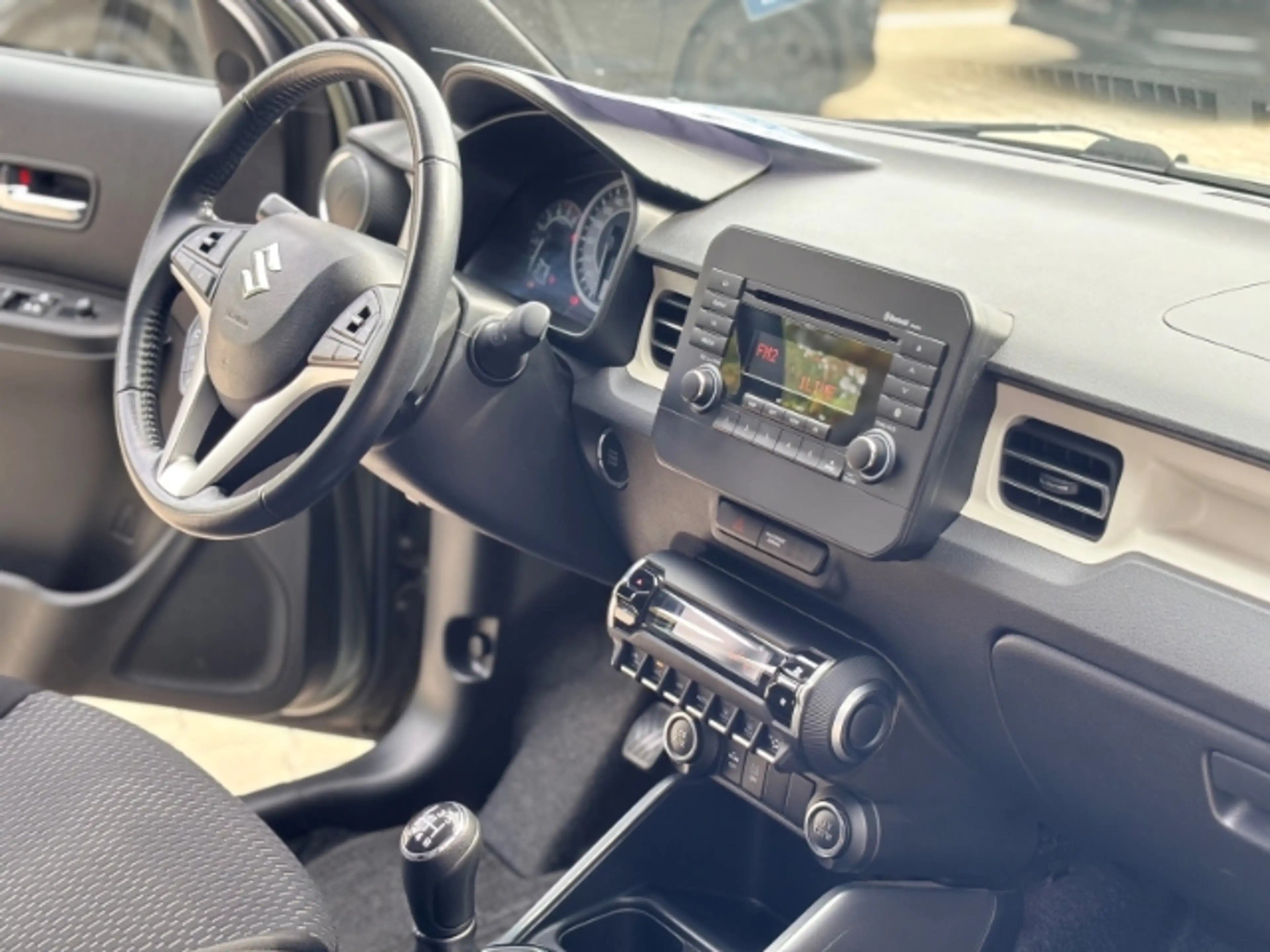 Suzuki Ignis Comfort+, nur 30.500 km, tolle Ausstattung — photo 19