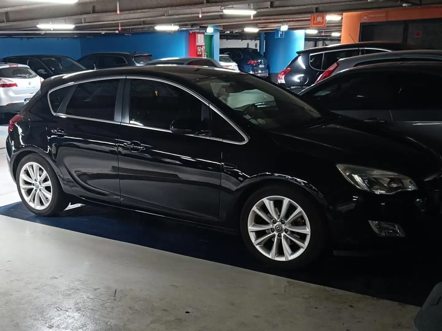 Opel Astra Astra 1.7 CDTI 125 ch FAP Sport Noir - 1