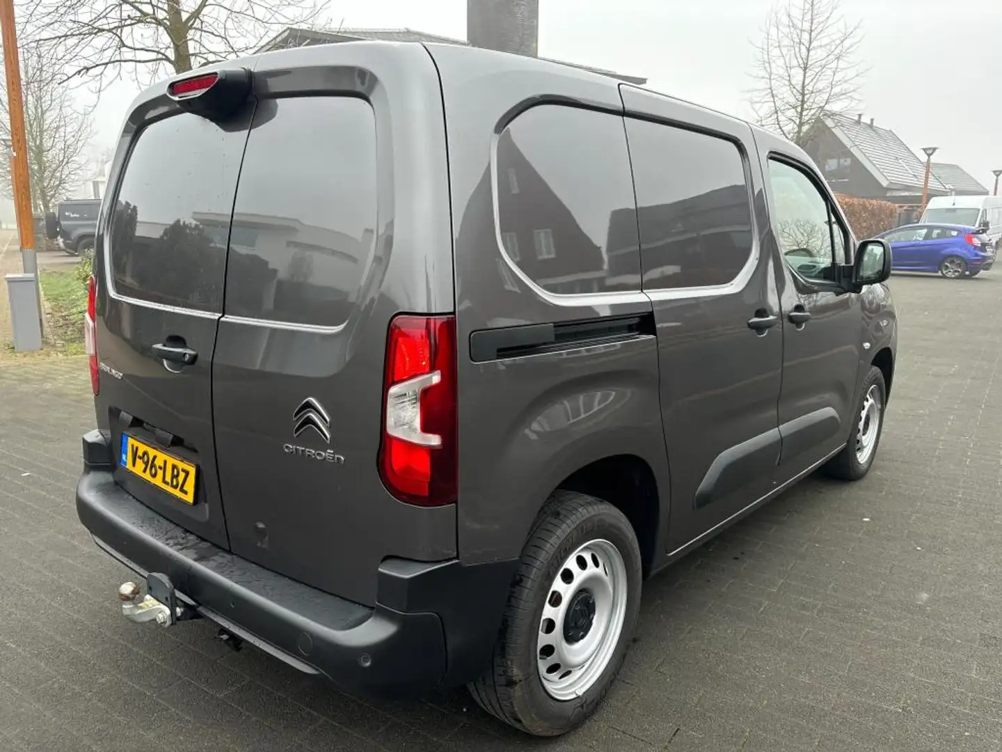 Citroen Berlingo 1.5 BlueHDI Driver airco 24000 km !! navigatie a.p Gris - 2