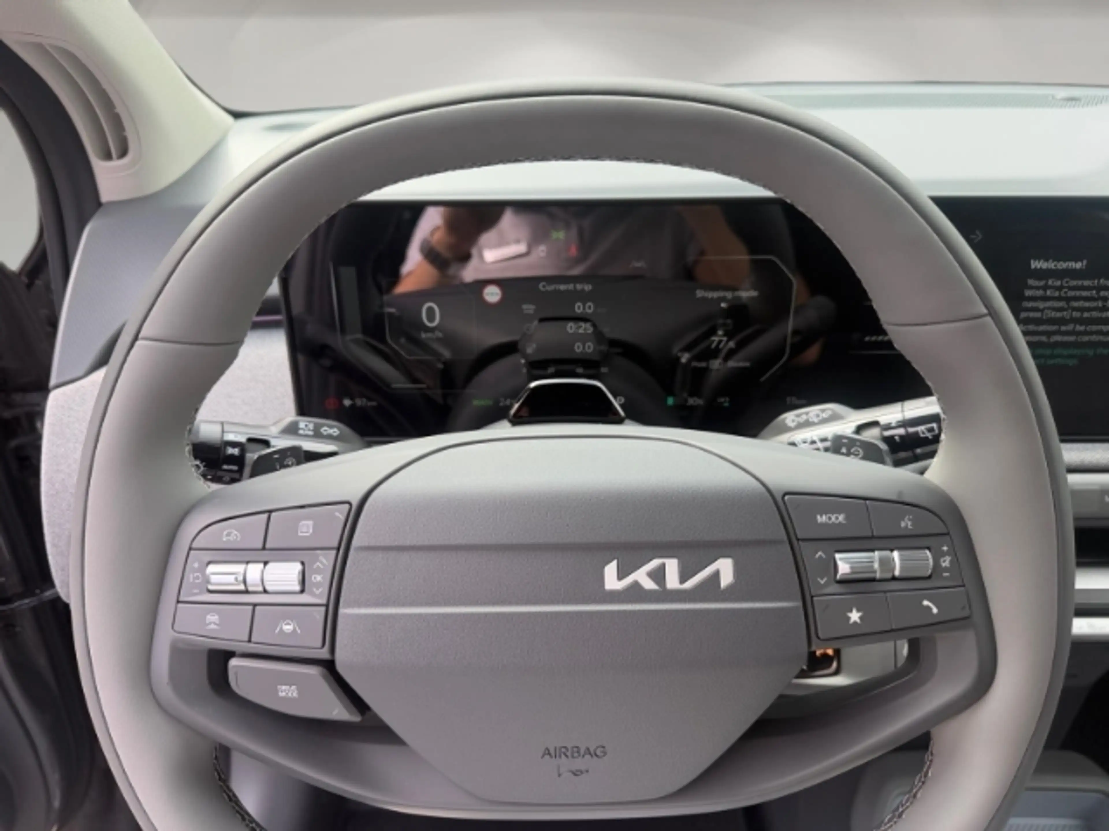 Kia EV3 Earth 58,3 kWh WÄRMEPUMPE,AMBIENTE,CARPLAY,KAMERA — photo 8