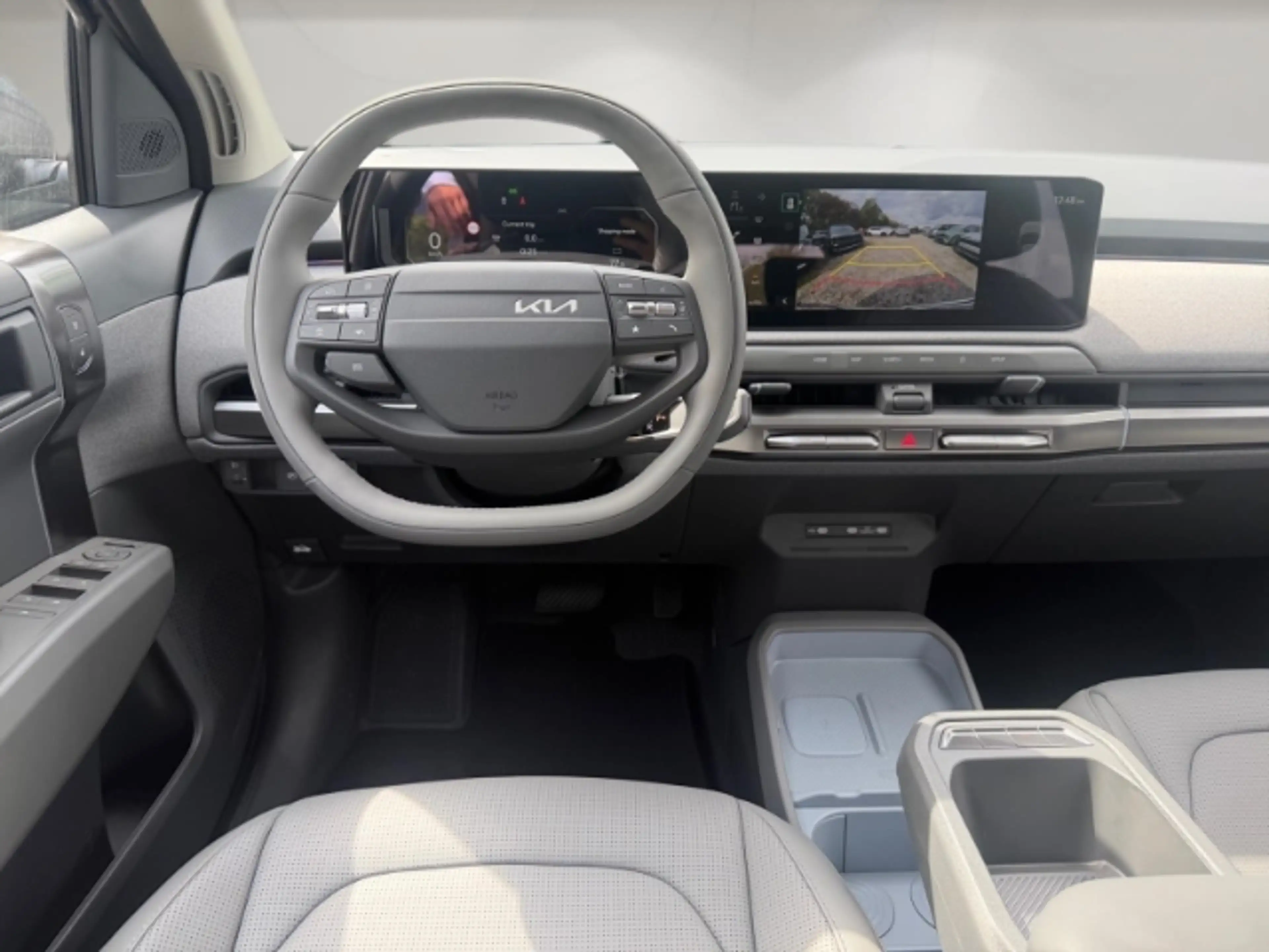 Kia EV3 Earth 58,3 kWh WÄRMEPUMPE,AMBIENTE,CARPLAY,KAMERA — photo 10