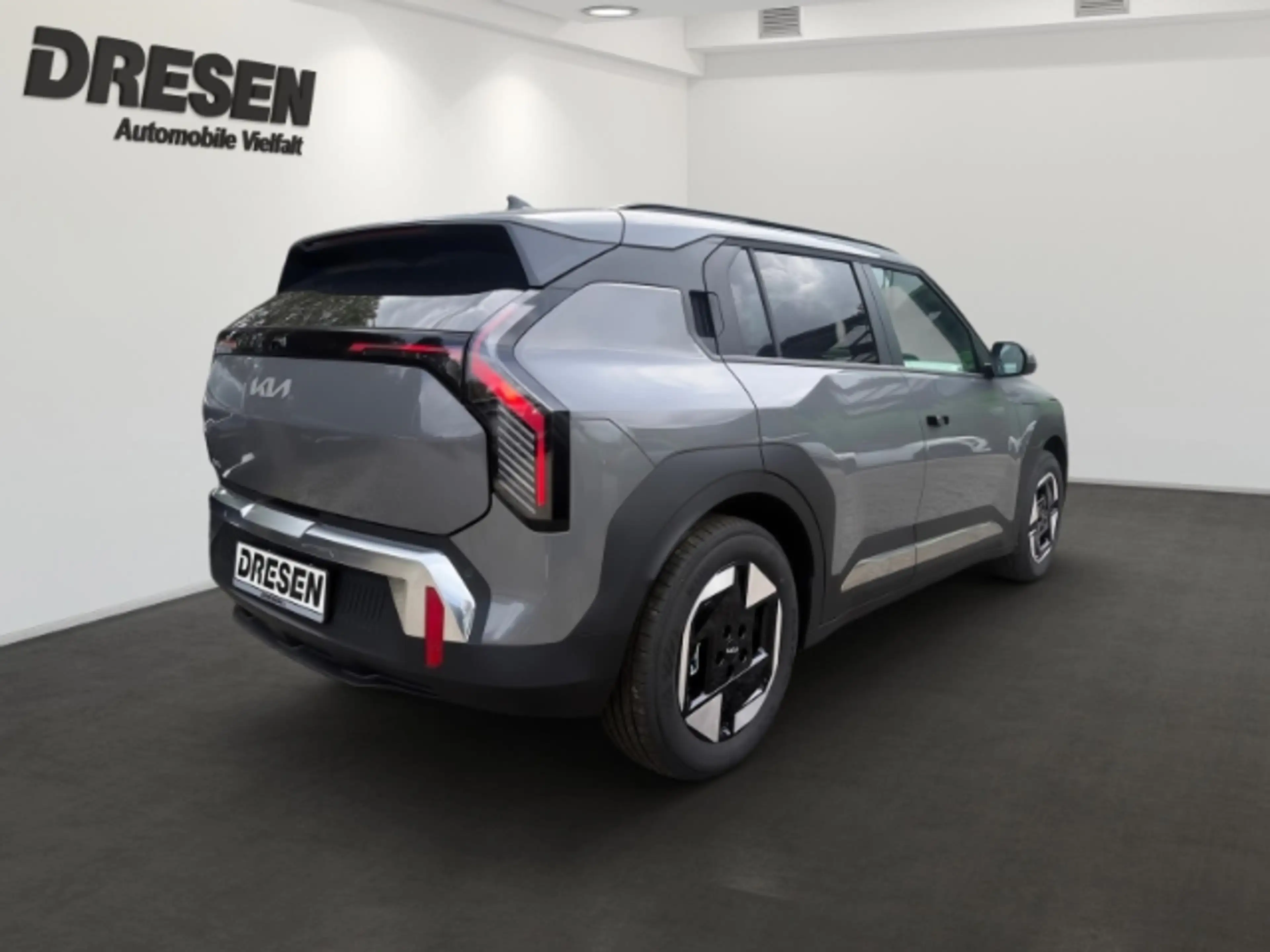 Kia EV3 Earth 58,3 kWh WÄRMEPUMPE,AMBIENTE,CARPLAY,KAMERA — photo 3