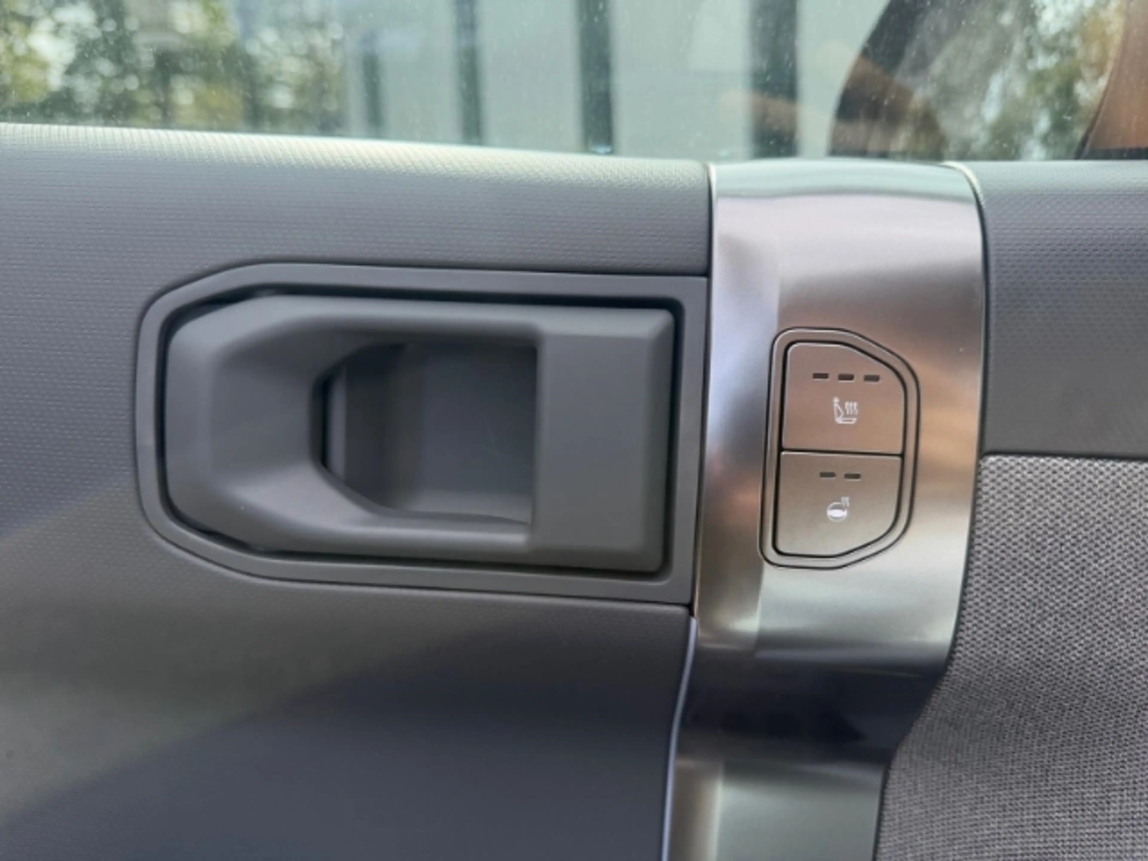 Kia EV3 Earth 58,3 kWh WÄRMEPUMPE,AMBIENTE,CARPLAY,KAMERA — photo 15