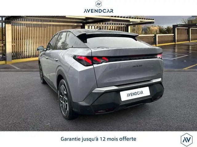 Peugeot 3008 view 3