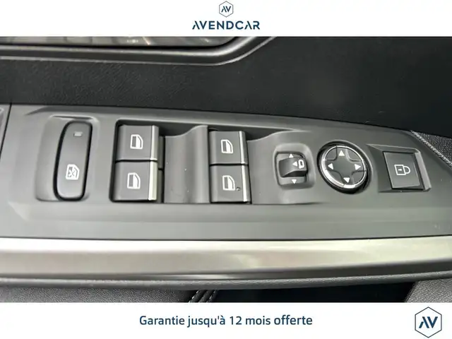 Peugeot 3008 view 13