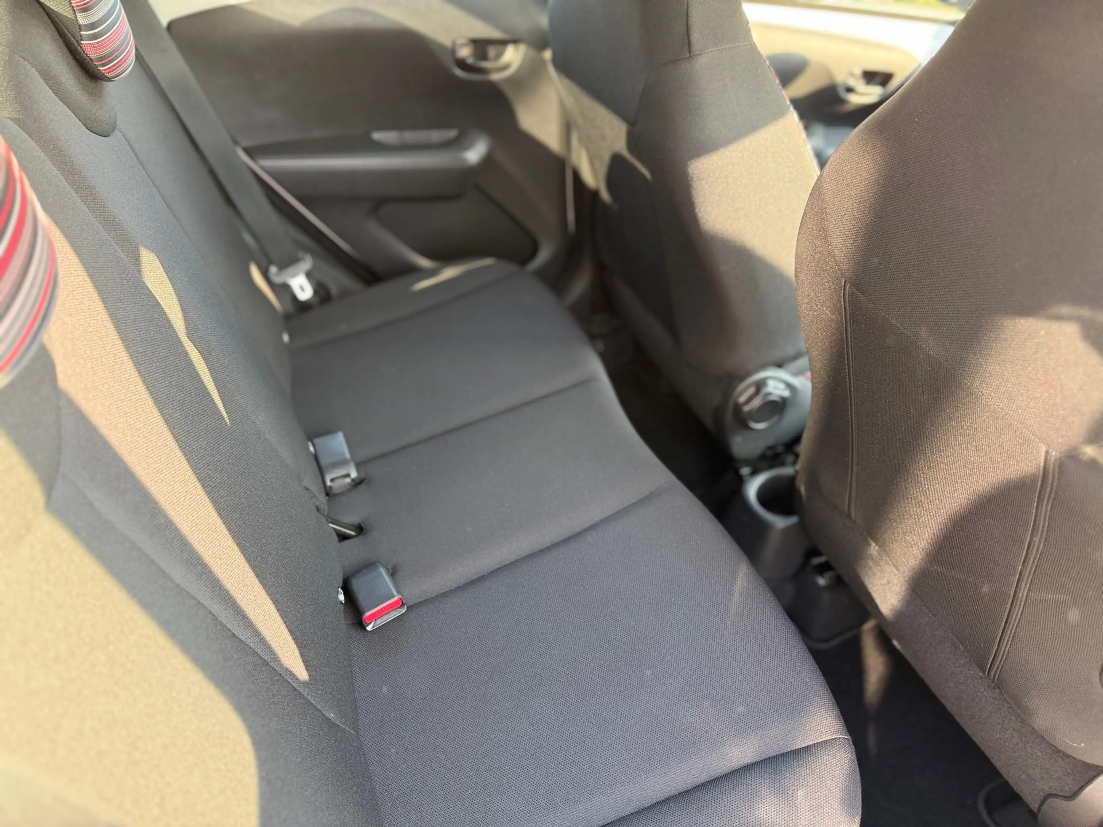 Citroen C1 1.0 VTi Feel — photo 18