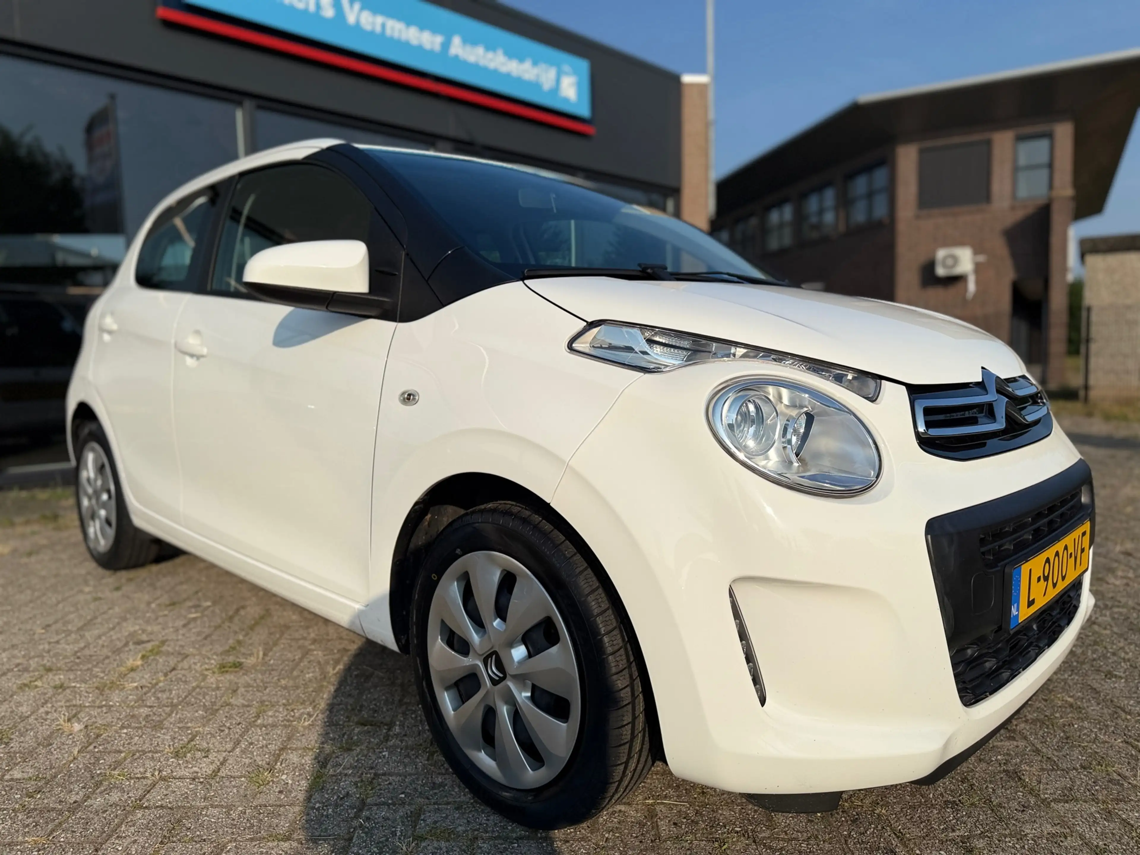 Citroen C1 1.0 VTi Feel — photo 6