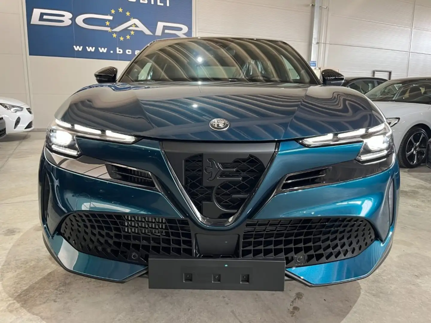 Alfa Romeo Junior 1.2 136CV Hybrid eDCT6 Speciale B-COLORE/PACK TECH Blu/Azzurro - 2