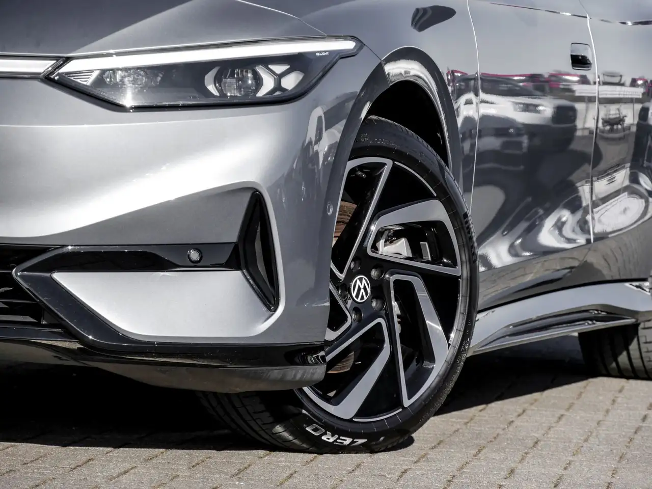 Volkswagen ID.7 Tourer Pro IQ.Light Navi HarmanK. SmartGlas Tra... 5