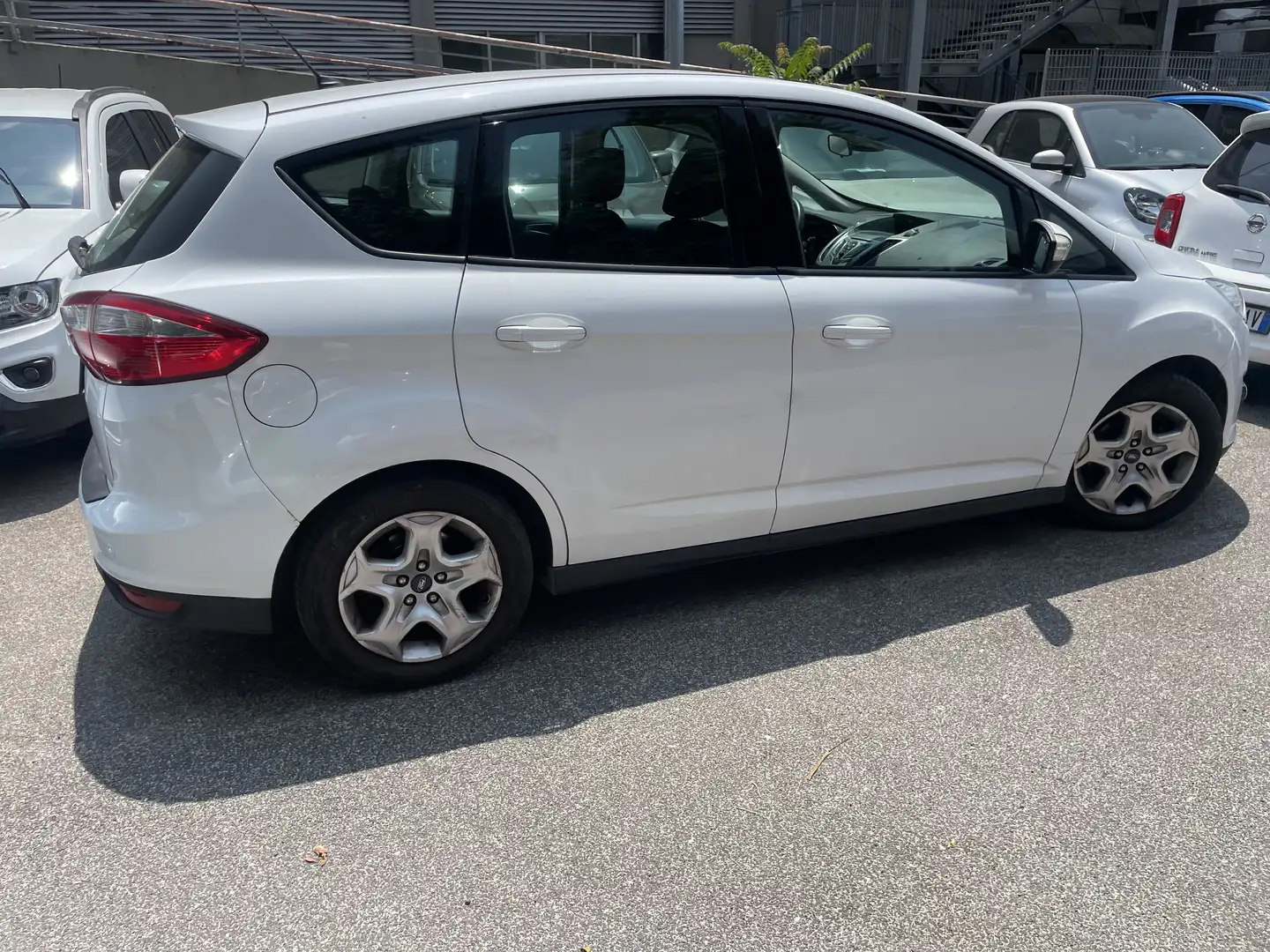 Ford C-Max C-Max 1.6 tdci Titanium 95cv Weiß - 1
