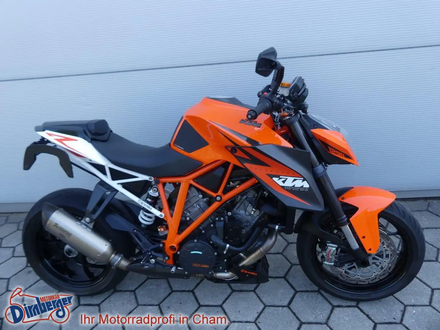 KTM 1290 Super Duke R + Akra, Zubehör für 2800,- Naranja - 1