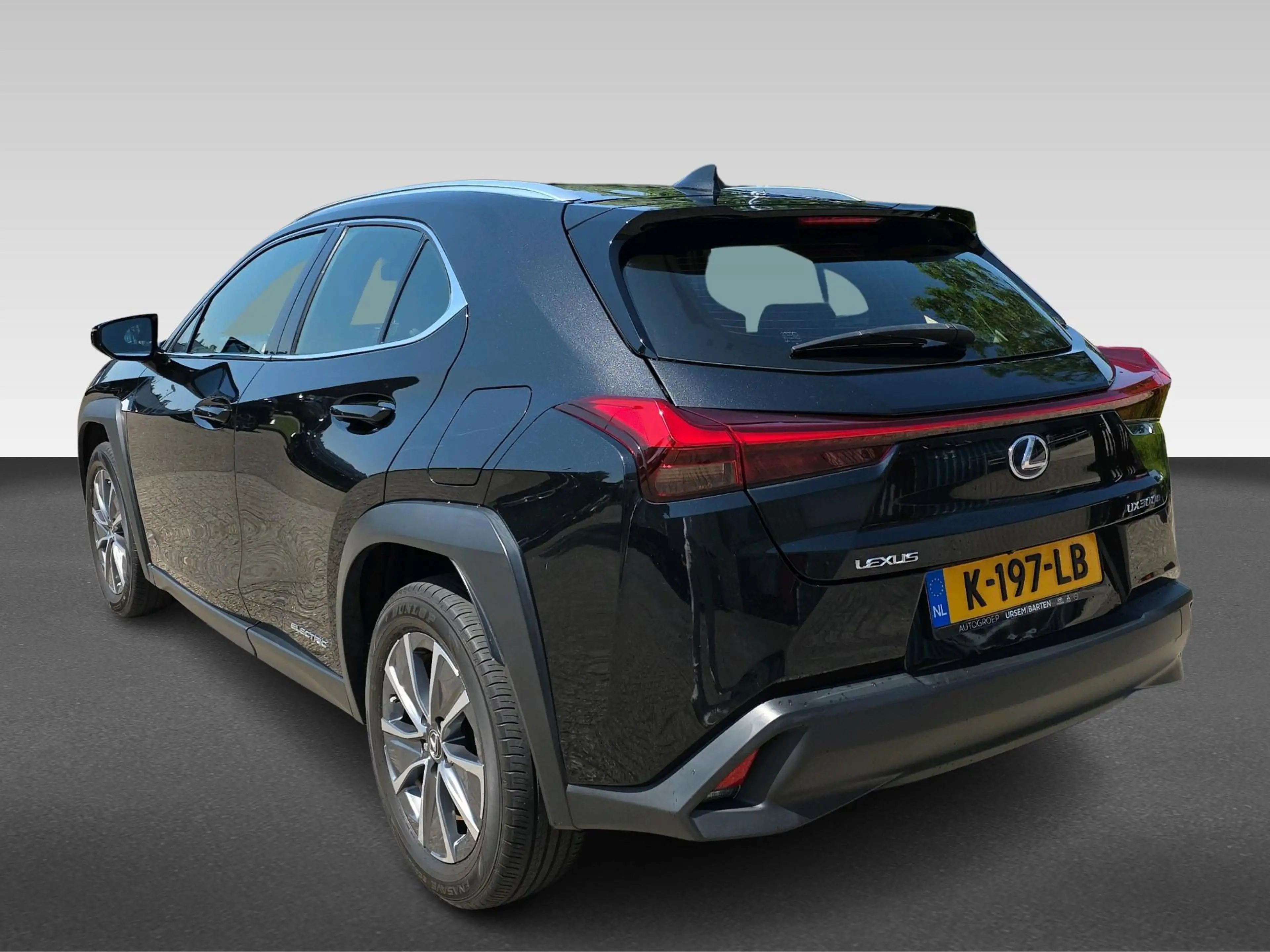 Lexus UX 300e Business 54 kWh — photo 3