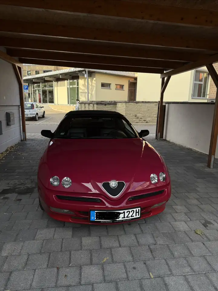 Alfa Romeo Spider 2.0 16V Twin Spark, foto 2