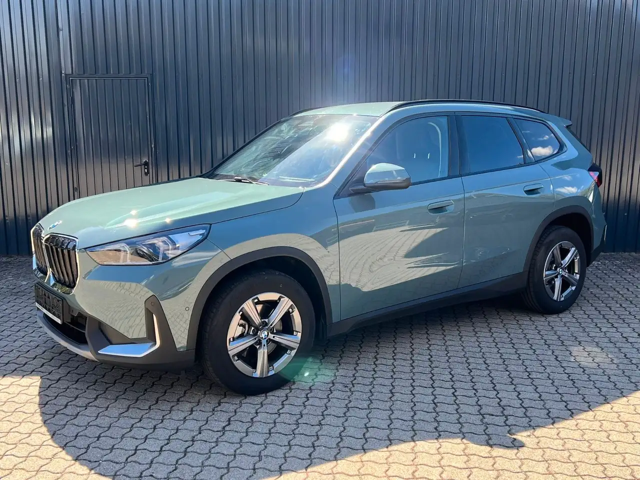BMW X1 xDrive 20d /AHK/getöntScheib/Kamera/AdapLED, миниатюра 3