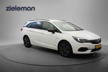 Sports Tourer 1.2 Design & Tech - Carplay, Camera,