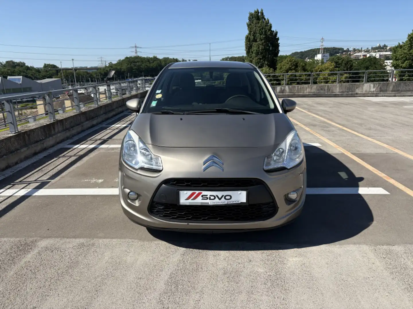 Citroen Traction 1.4 HDI70 AIRDREAM ATTRACTION Beige - 1