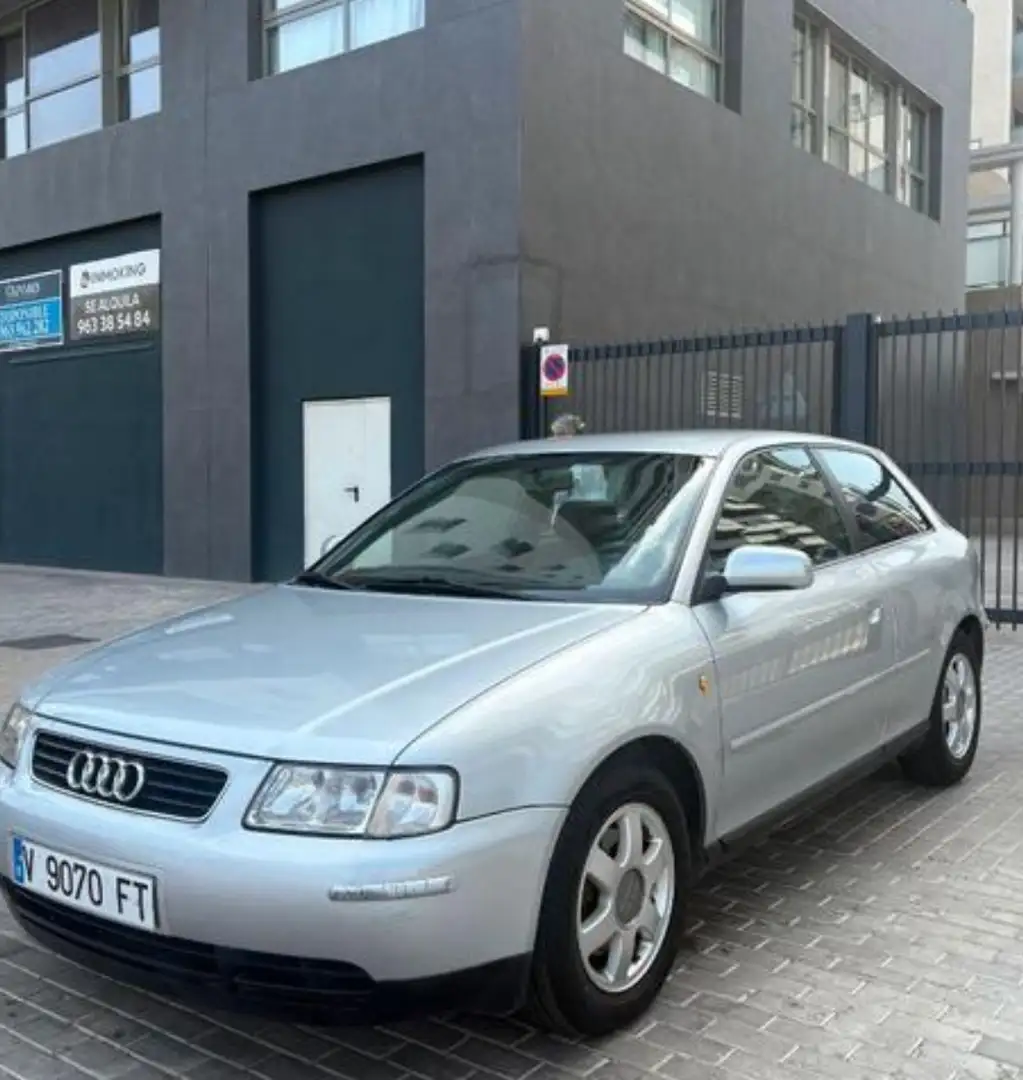 Audi A3 1.8 Turbo Ambiente Aut. - 1