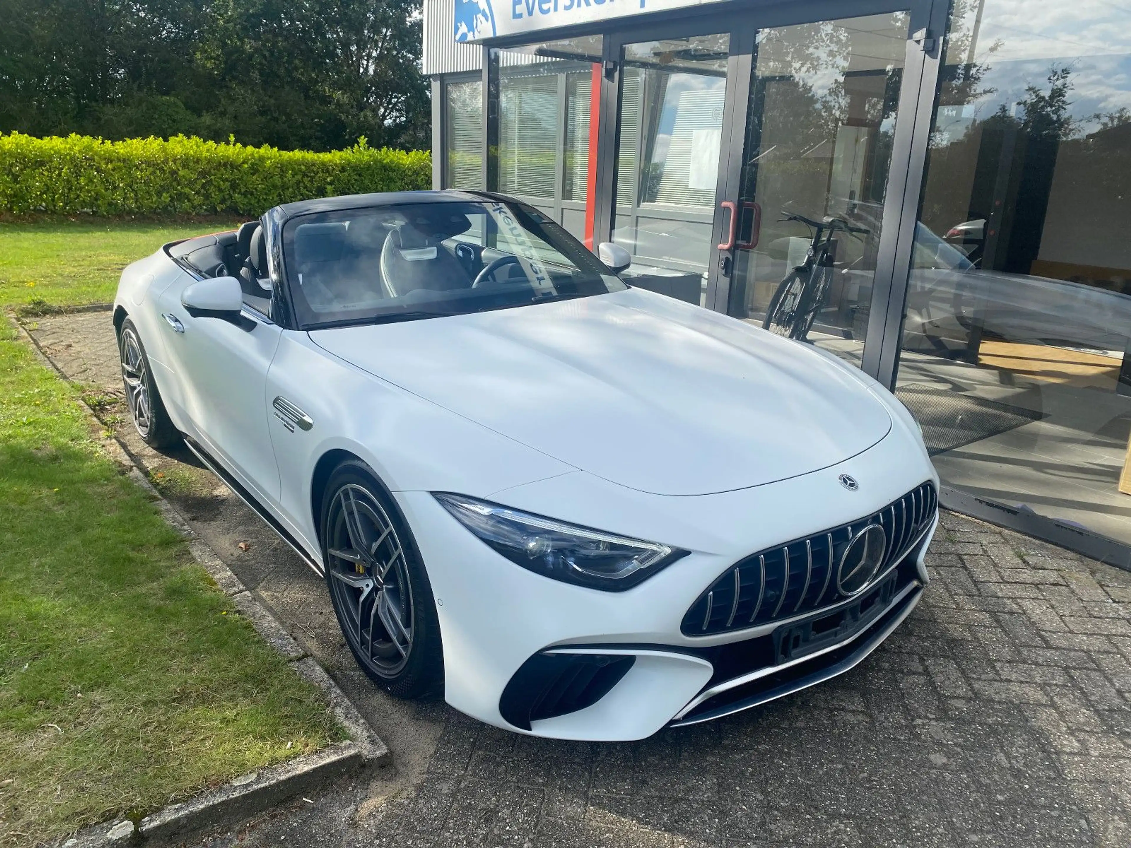 Mercedes-Benz SL 63 AMG 1.Hand Magno White Full Service — photo 5